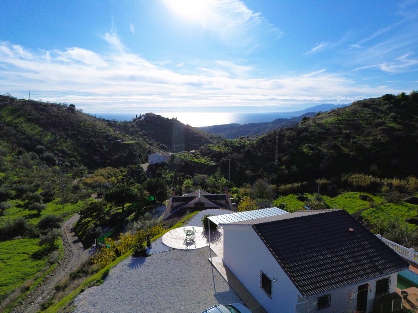 Villa te koop in Moclinejo