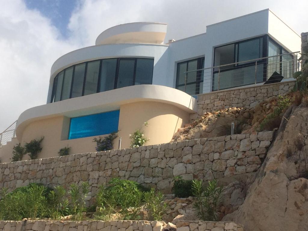 DP-02-ENJ-VI-00349-C-2 Schitterende villa met zeezicht te koop in Javea