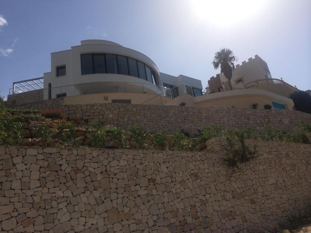 DP-02-ENJ-VI-00349-C-3 Schitterende villa met zeezicht te koop in Javea