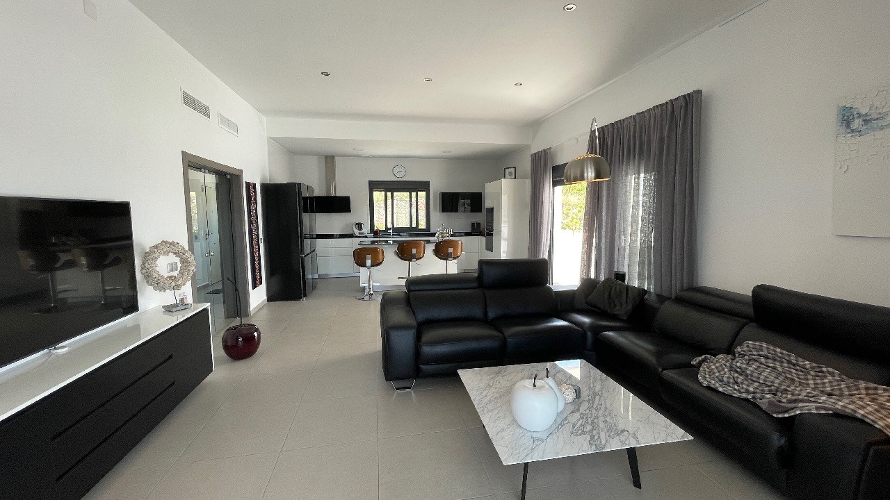 Villa te koop in Macisvenda