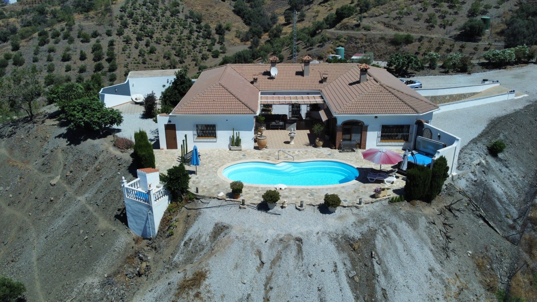 Villa te koop in Iznate