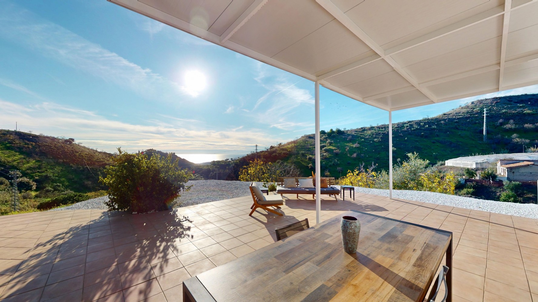 Villa te koop in Moclinejo