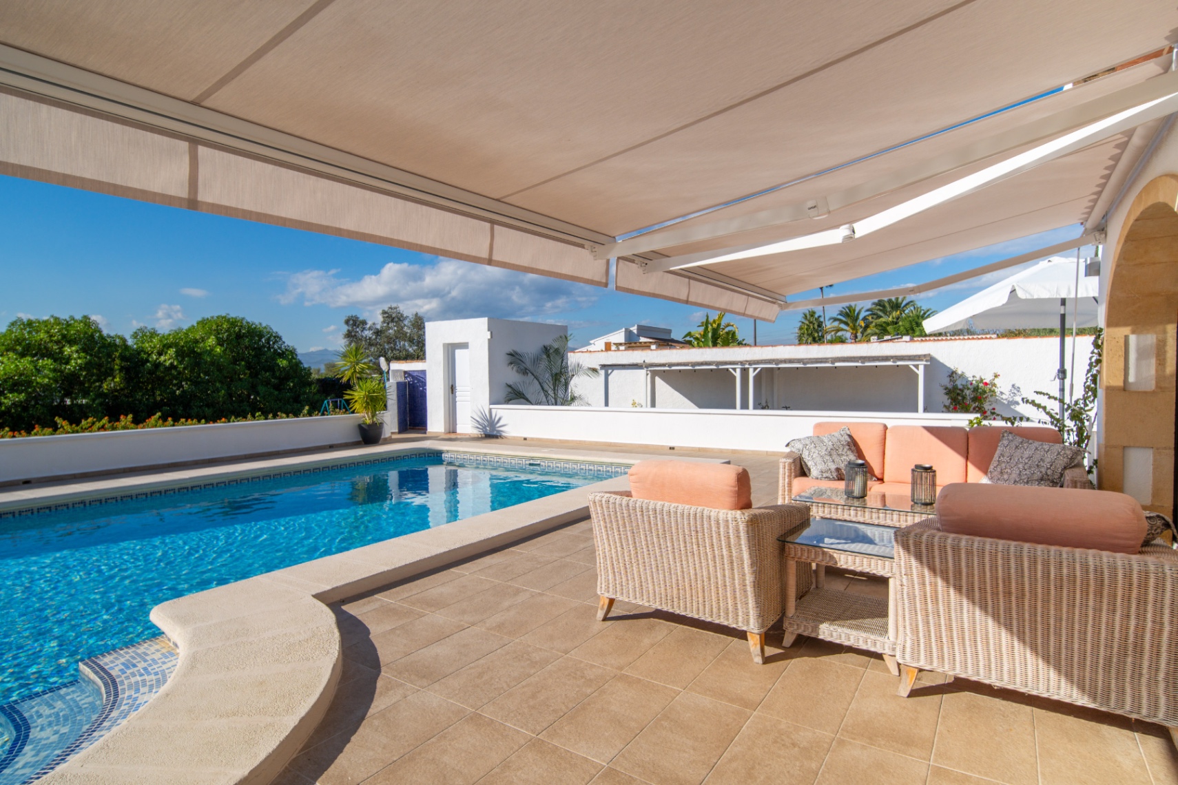 Gerenoveerde villa te koop in Javea