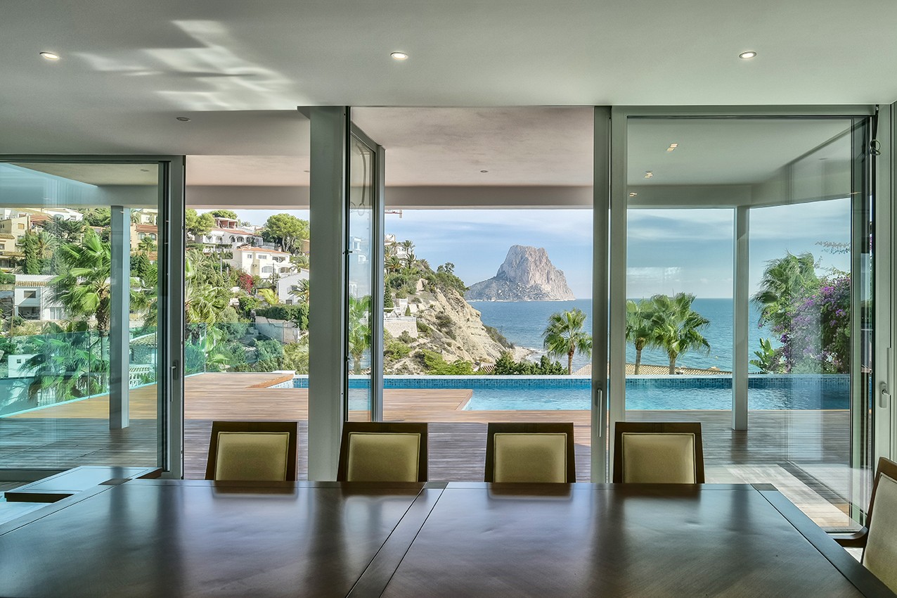 Prachtige en luxueuze villa in Calpe – recente nieuwbouw