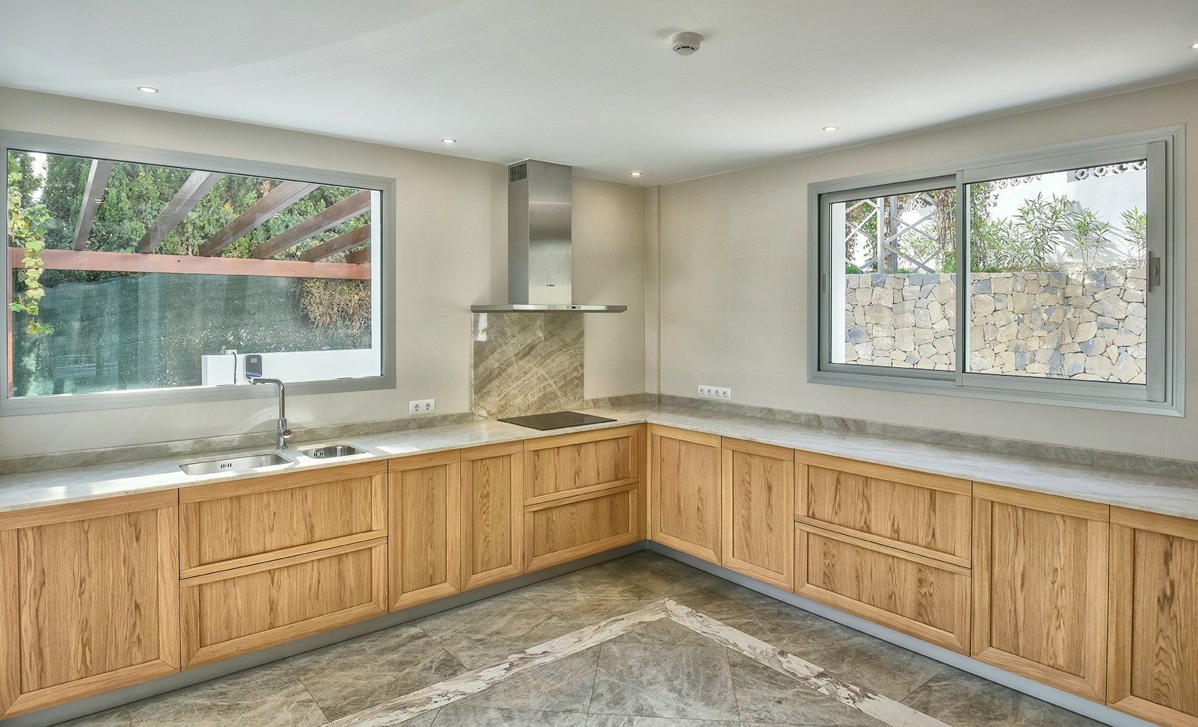 Prachtige en luxueuze villa in Calpe – recente nieuwbouw