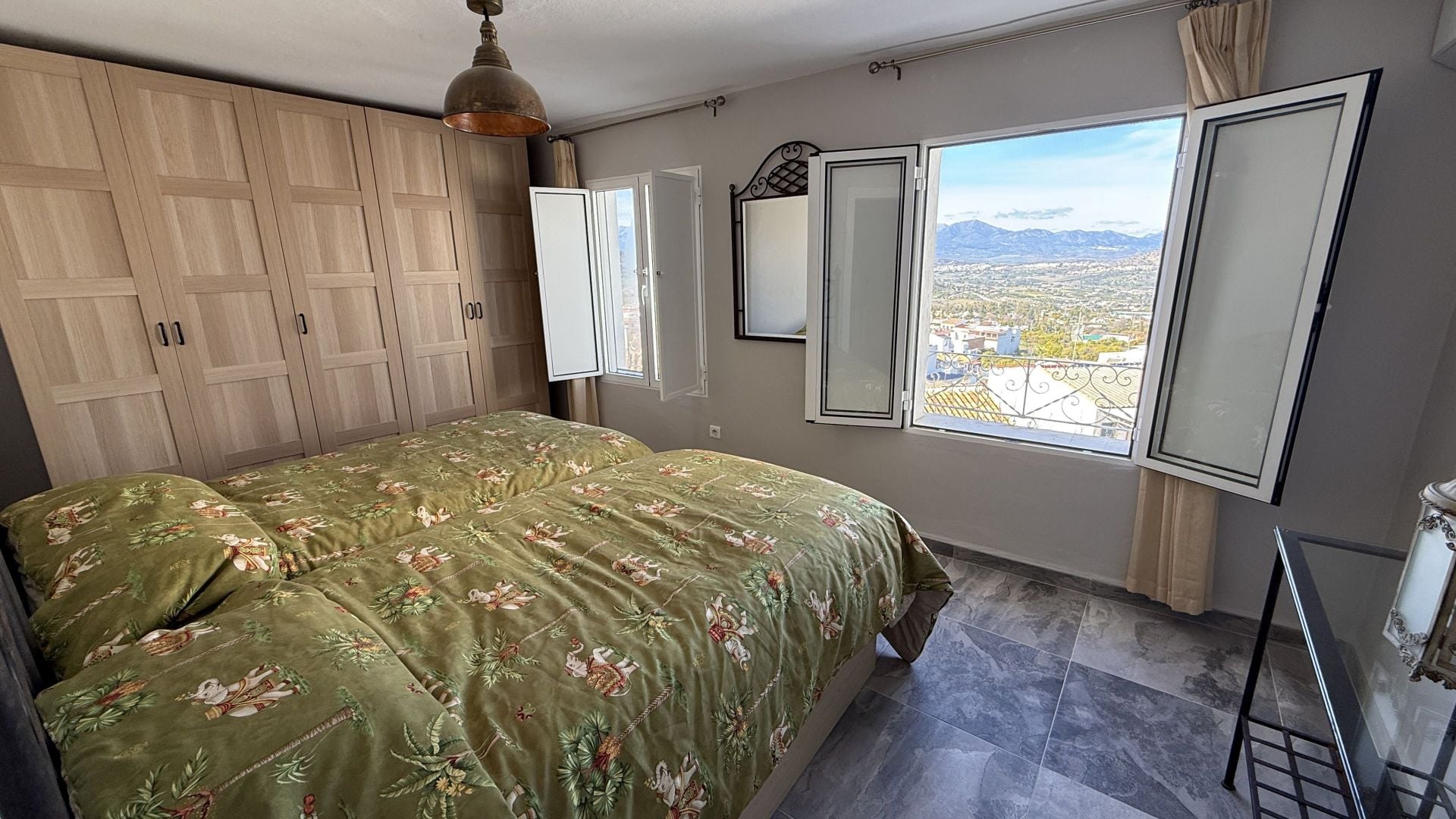 Geschakelde woning te koop in Alhaurín el Grande