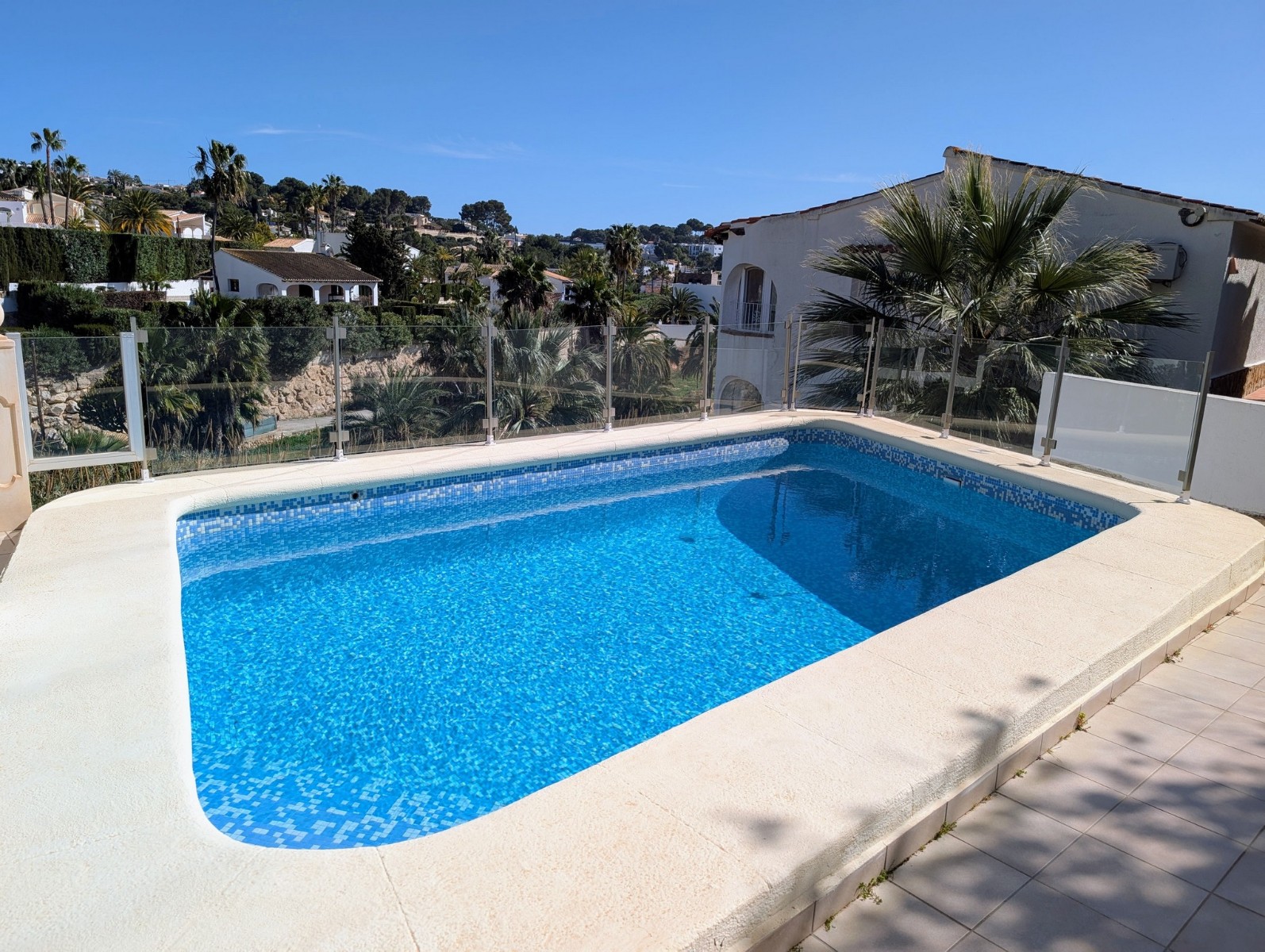 Instapklare villa op top locatie te koop in Benissa