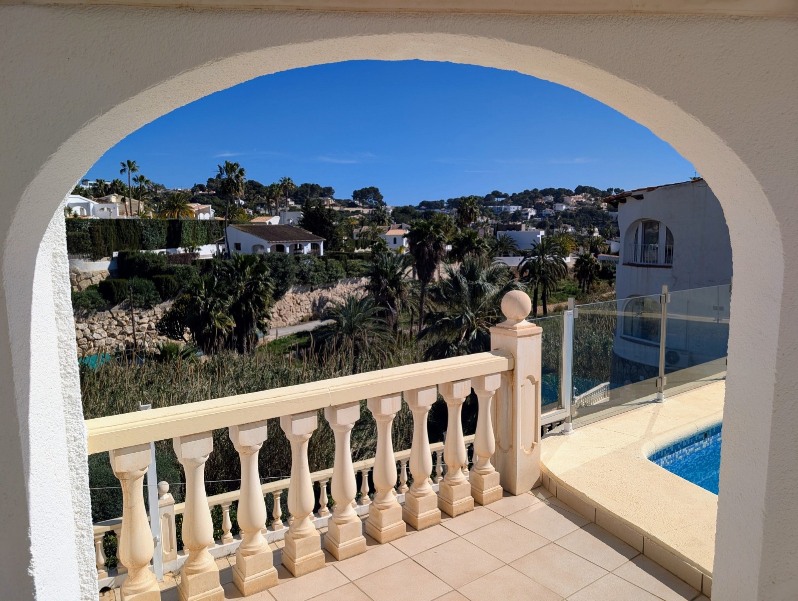 Instapklare villa op top locatie te koop in Benissa