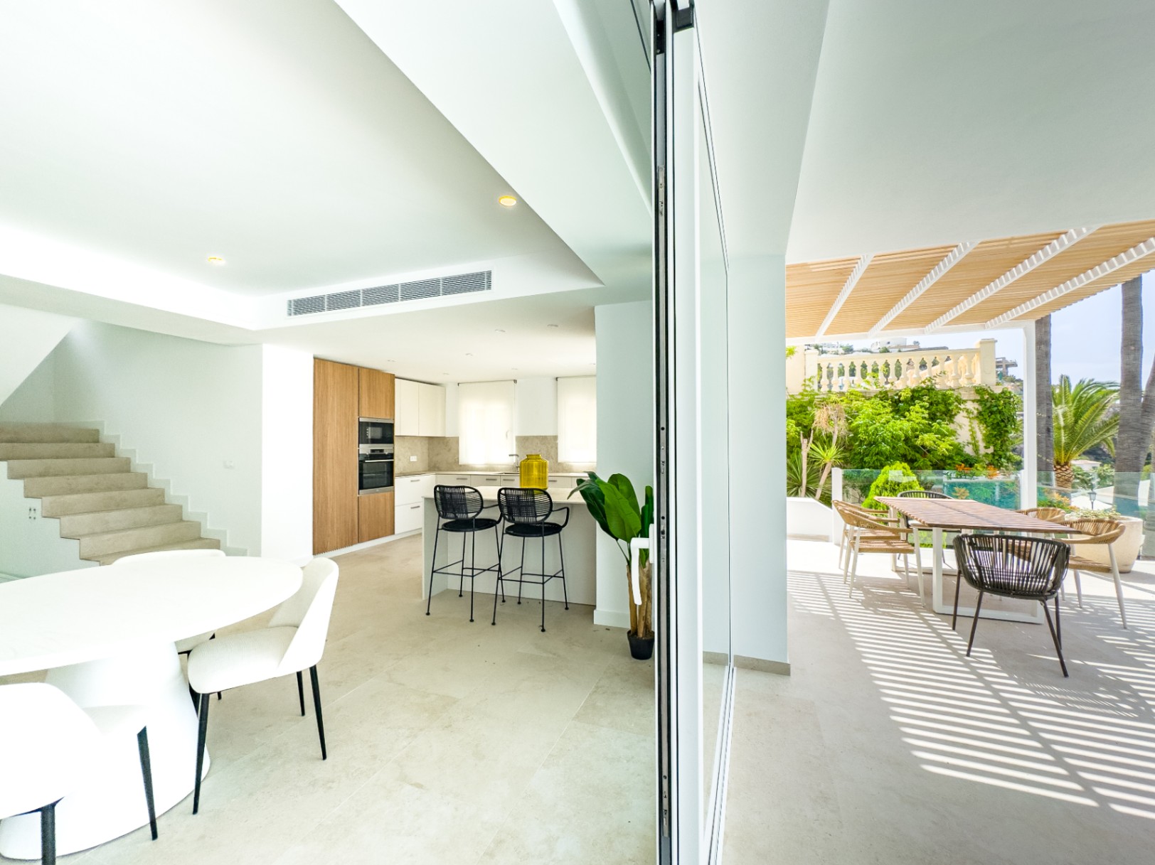 DP-10-1260DA-23 Villa in aanbouw met zeezicht te koop in Altea
