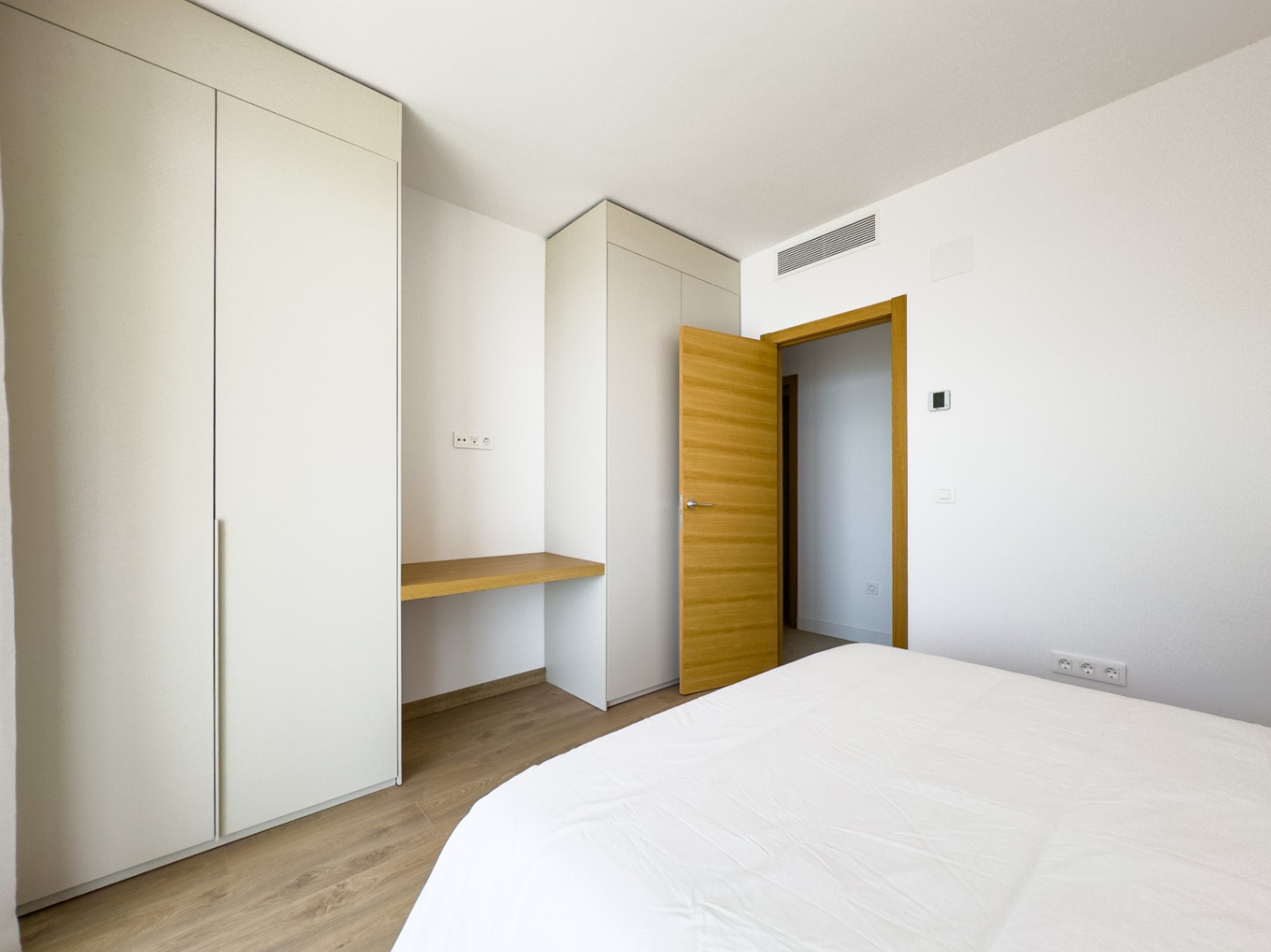DP-10-1260DA-41 Villa in aanbouw met zeezicht te koop in Altea