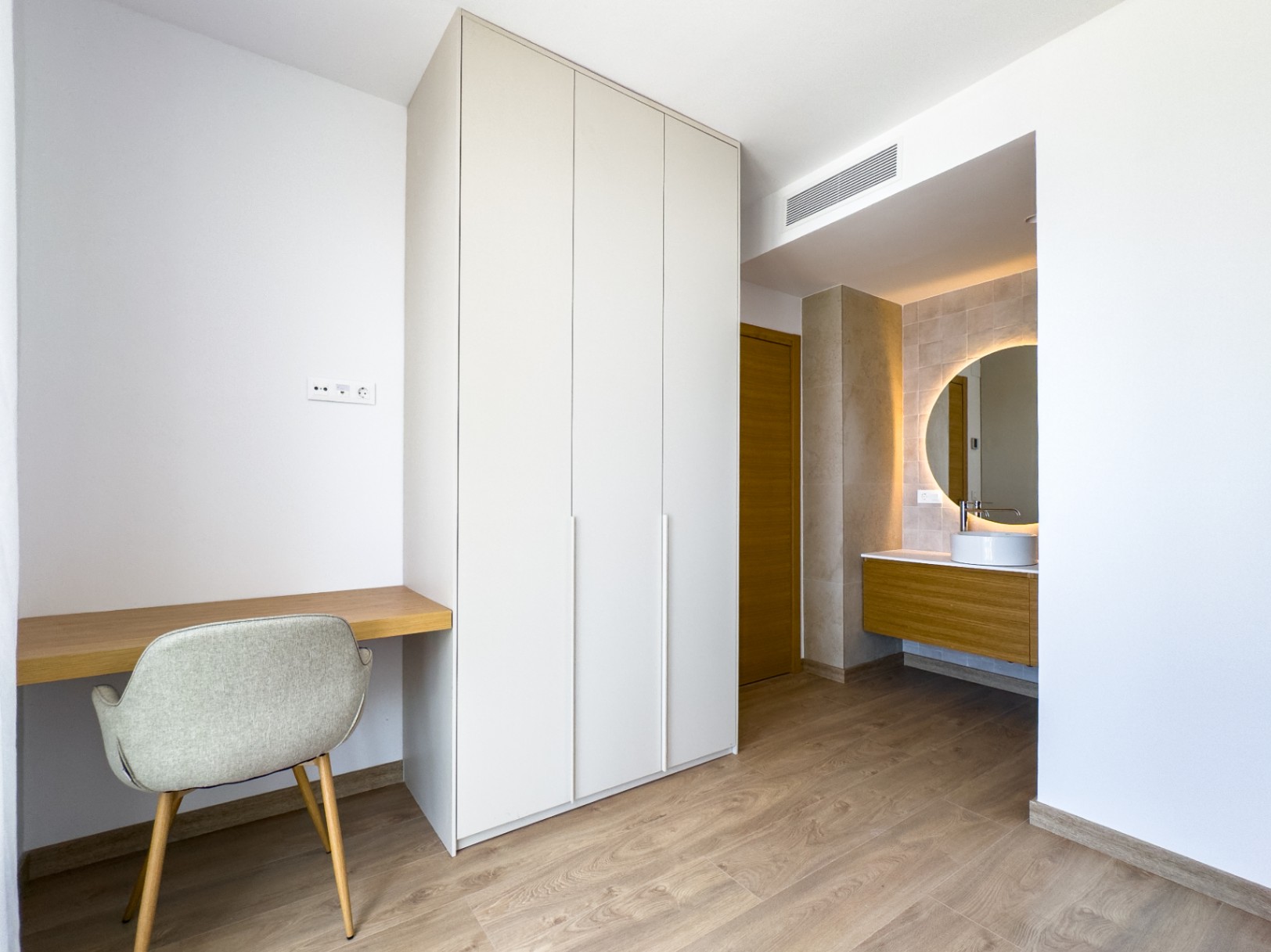 DP-10-1260DA-44 Villa in aanbouw met zeezicht te koop in Altea