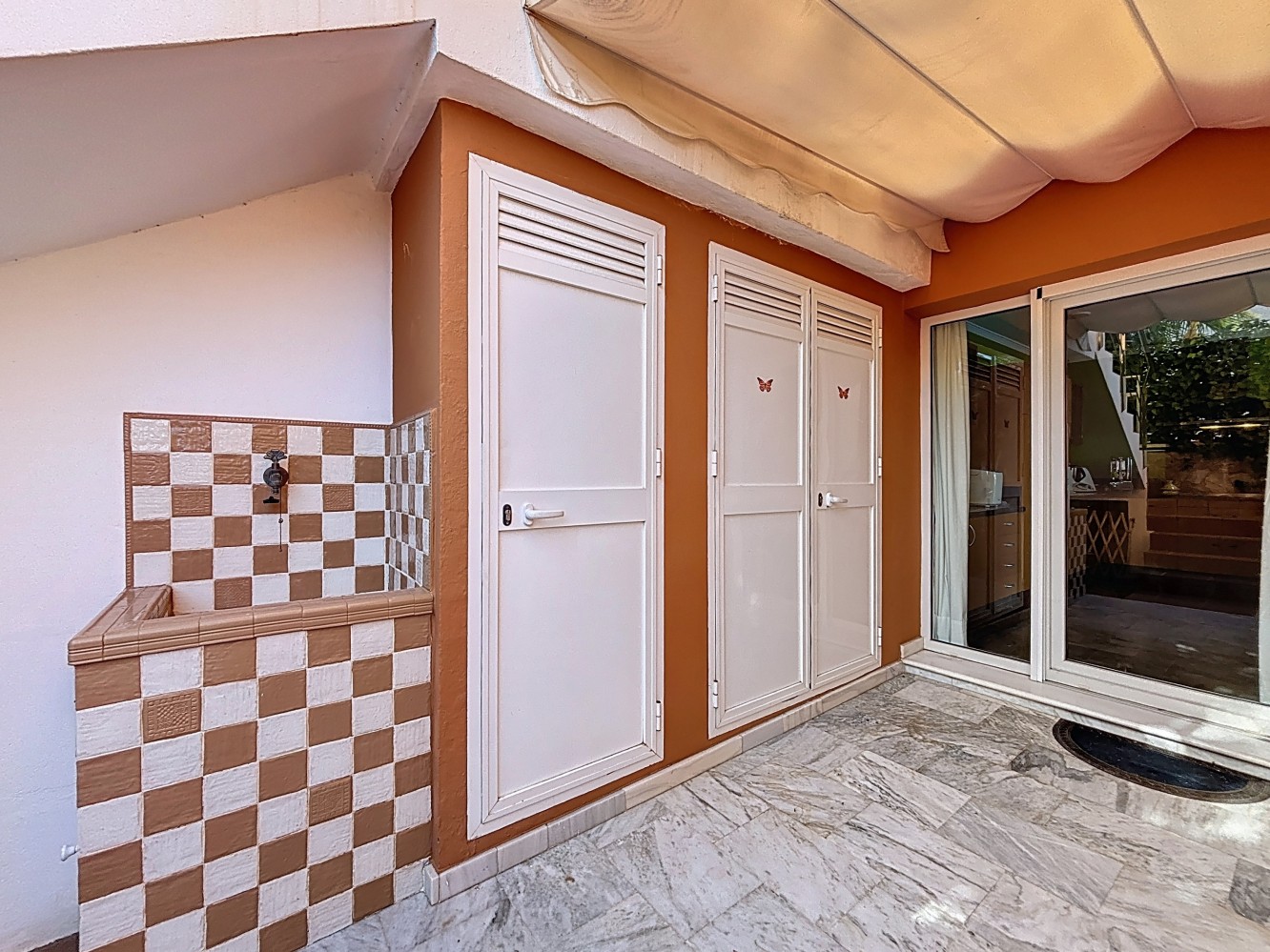 Villa te koop in Almayate