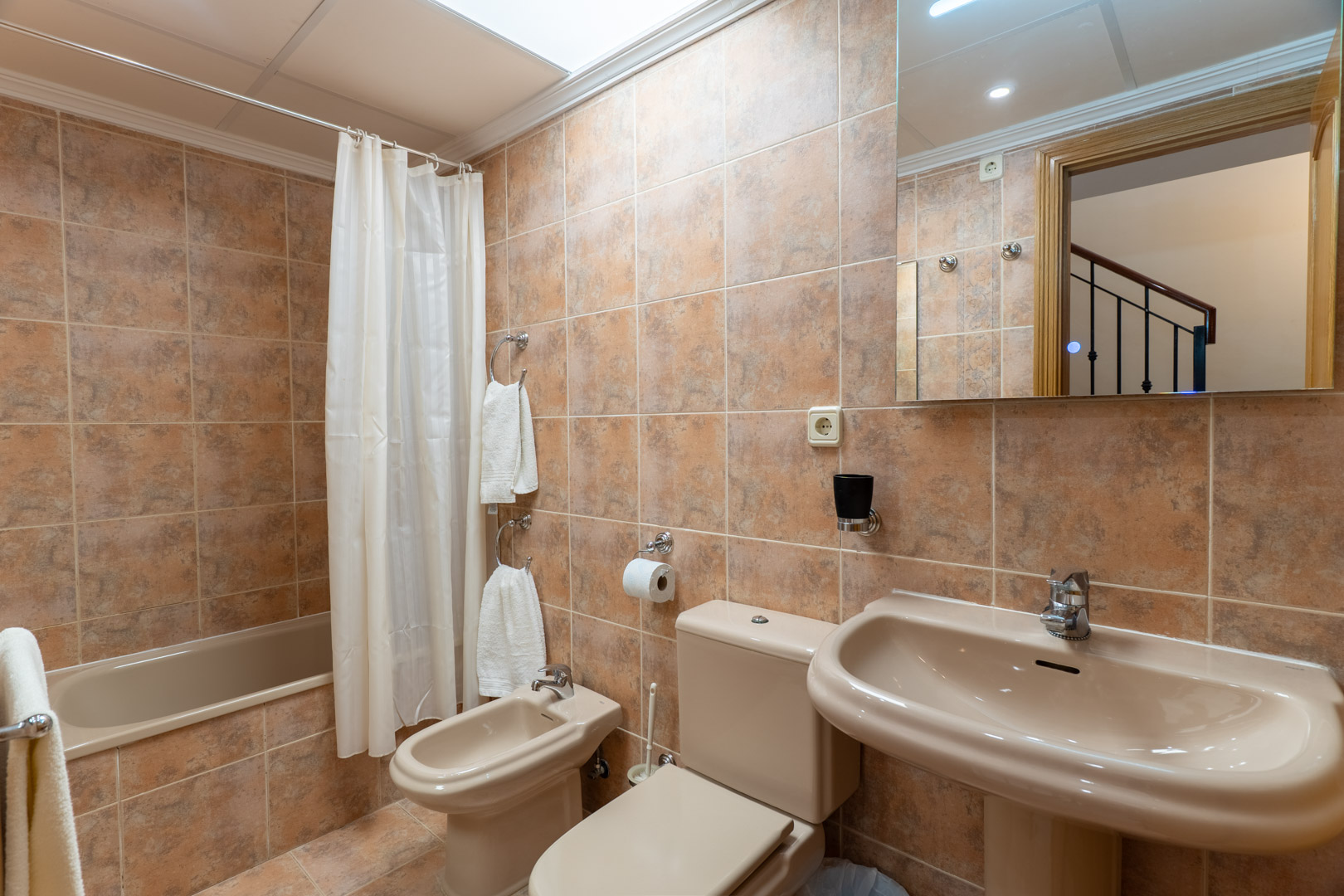 DP-40-C4XY4604JAV-14