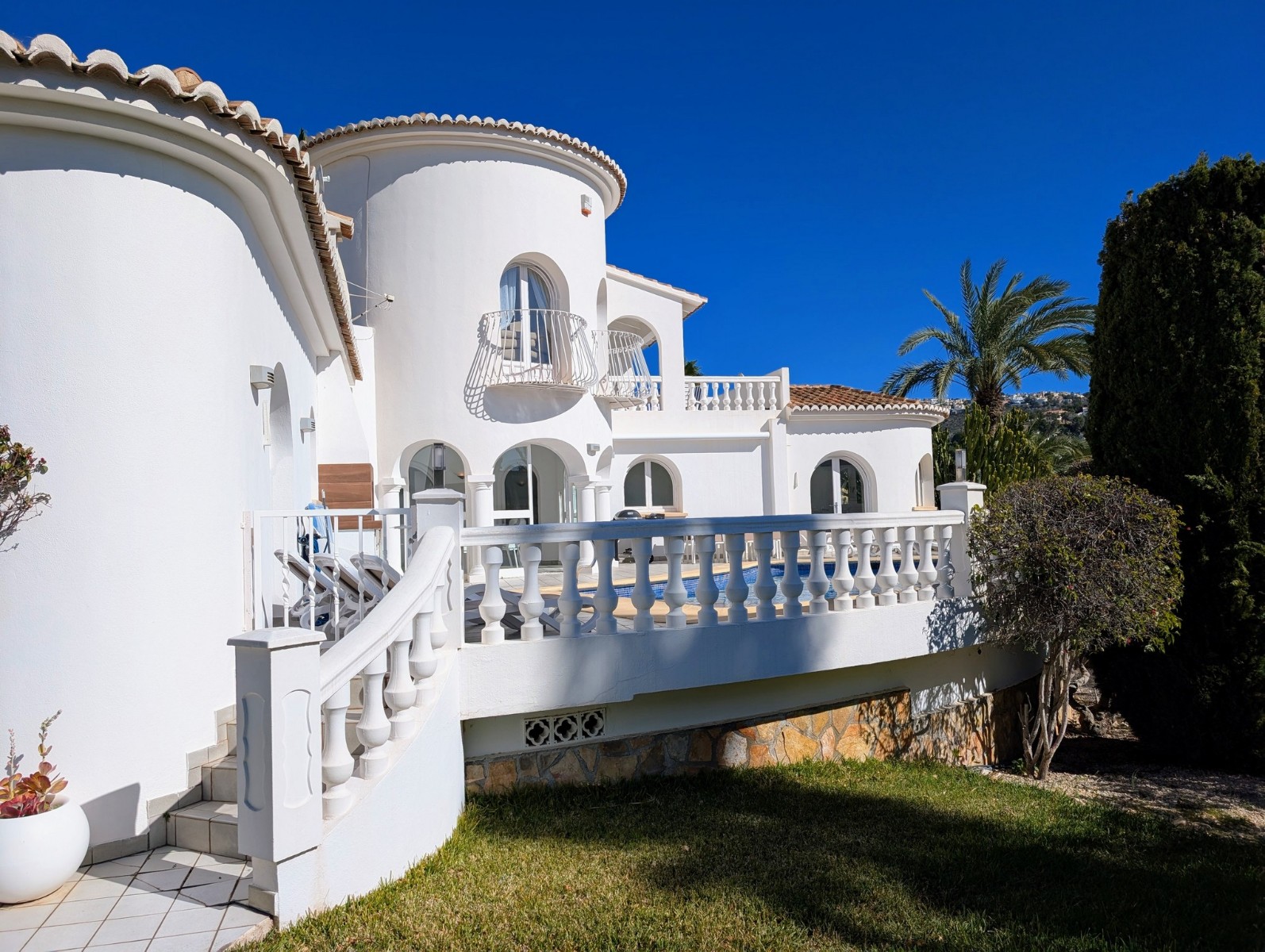 o_1jhrjkket1uda1pd41j0auf416afbu.jpg Villa te koop in Moraira