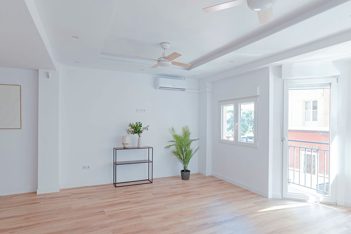 Appartement te koop Valencia stad - woonkamer