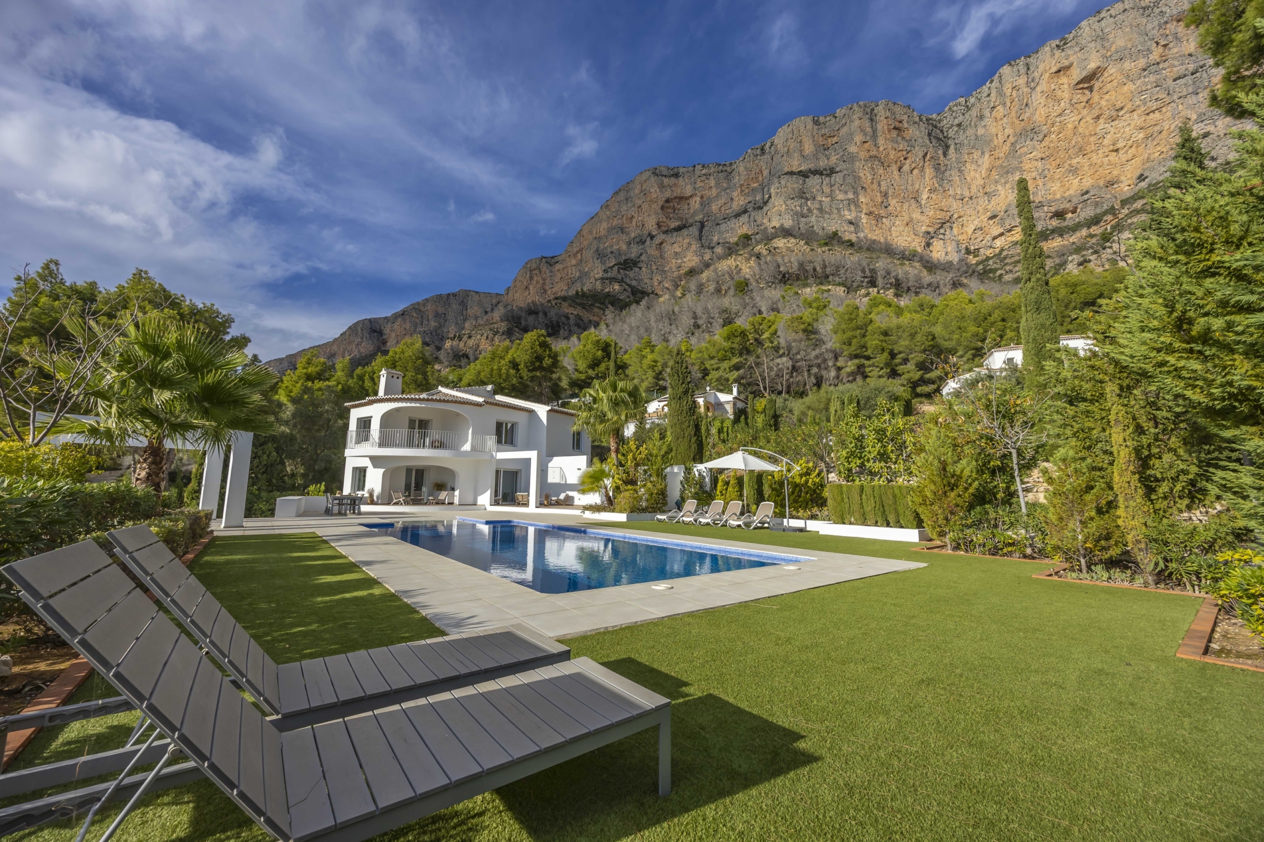 Elegante villa te koop in Javea