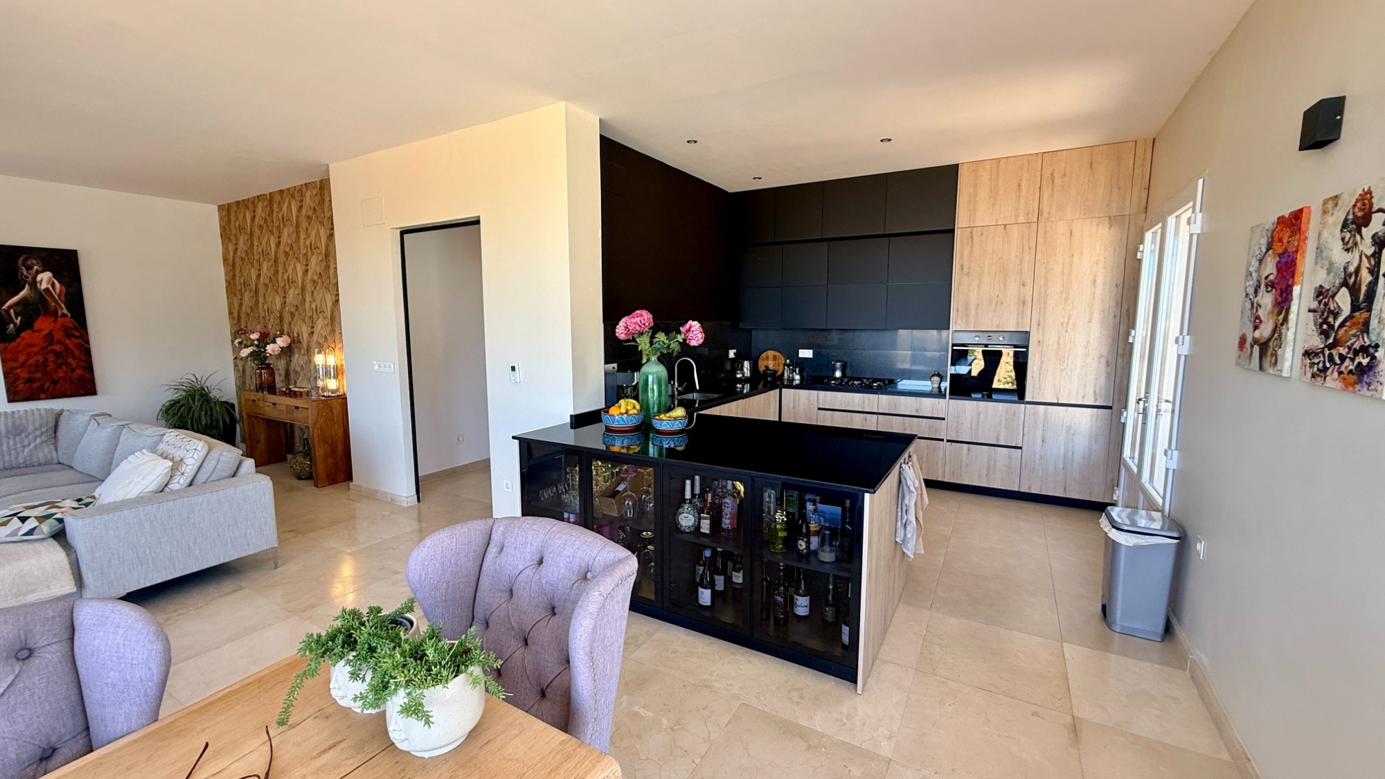Finca-stijl villa op een enorm landgoed in de Hondón Vallei