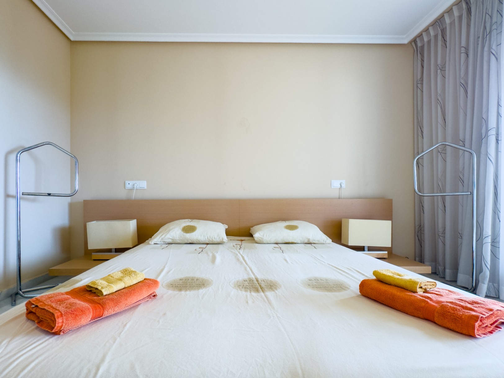 Sfeervol hoekappartement met zeezicht en privétuin in Altea Hills