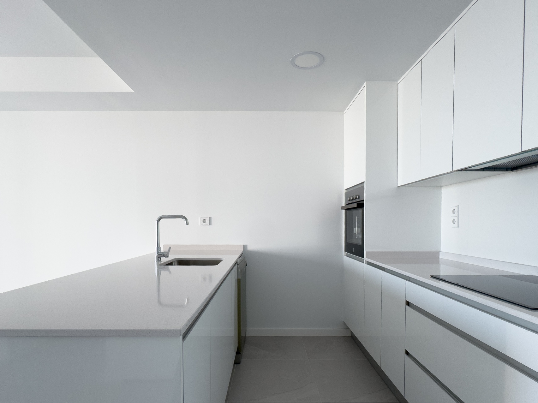 Nieuw appartement op toplocatie in Finestrat – Direct beschikbaar