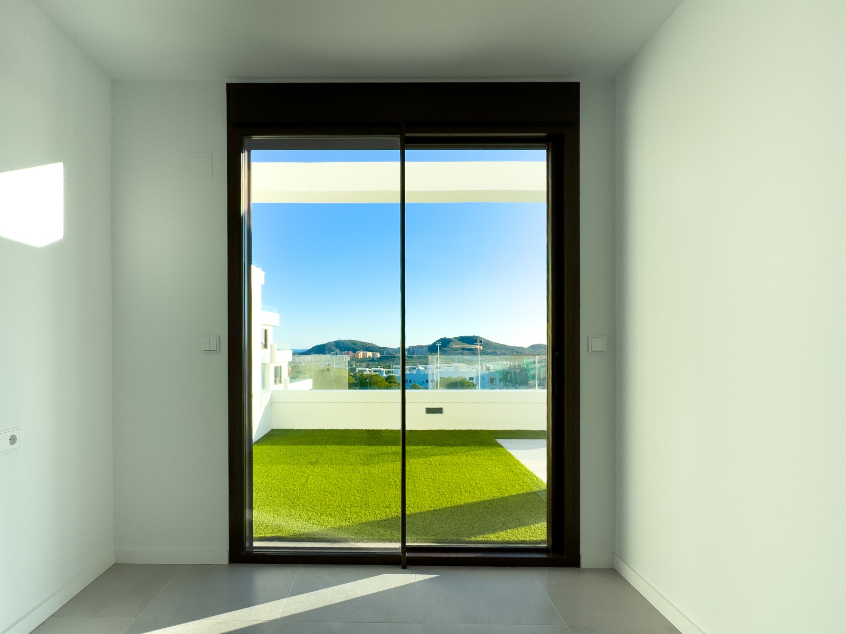 Nieuw appartement op toplocatie in Finestrat – Direct beschikbaar