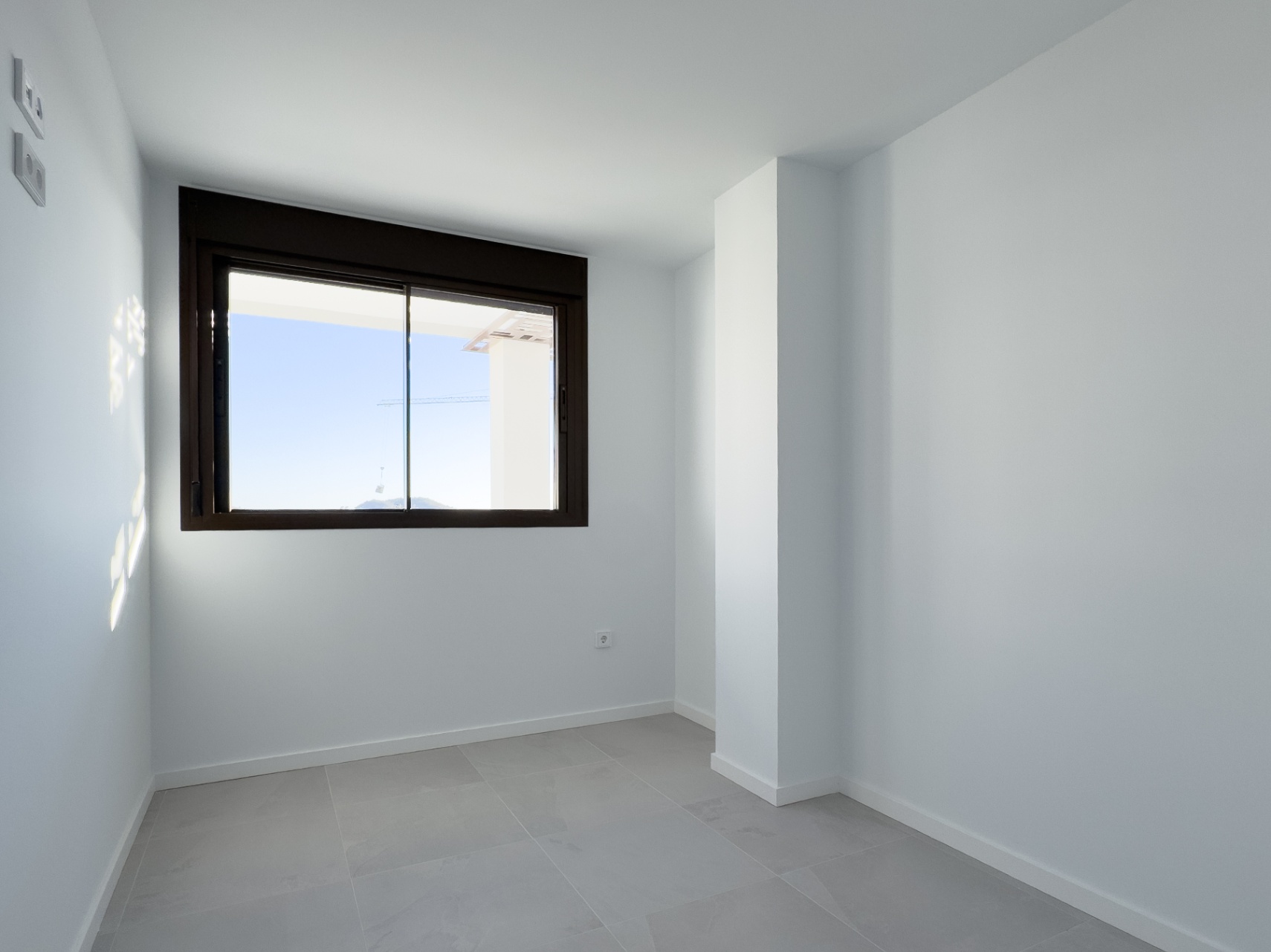 Nieuw appartement op toplocatie in Finestrat – Direct beschikbaar