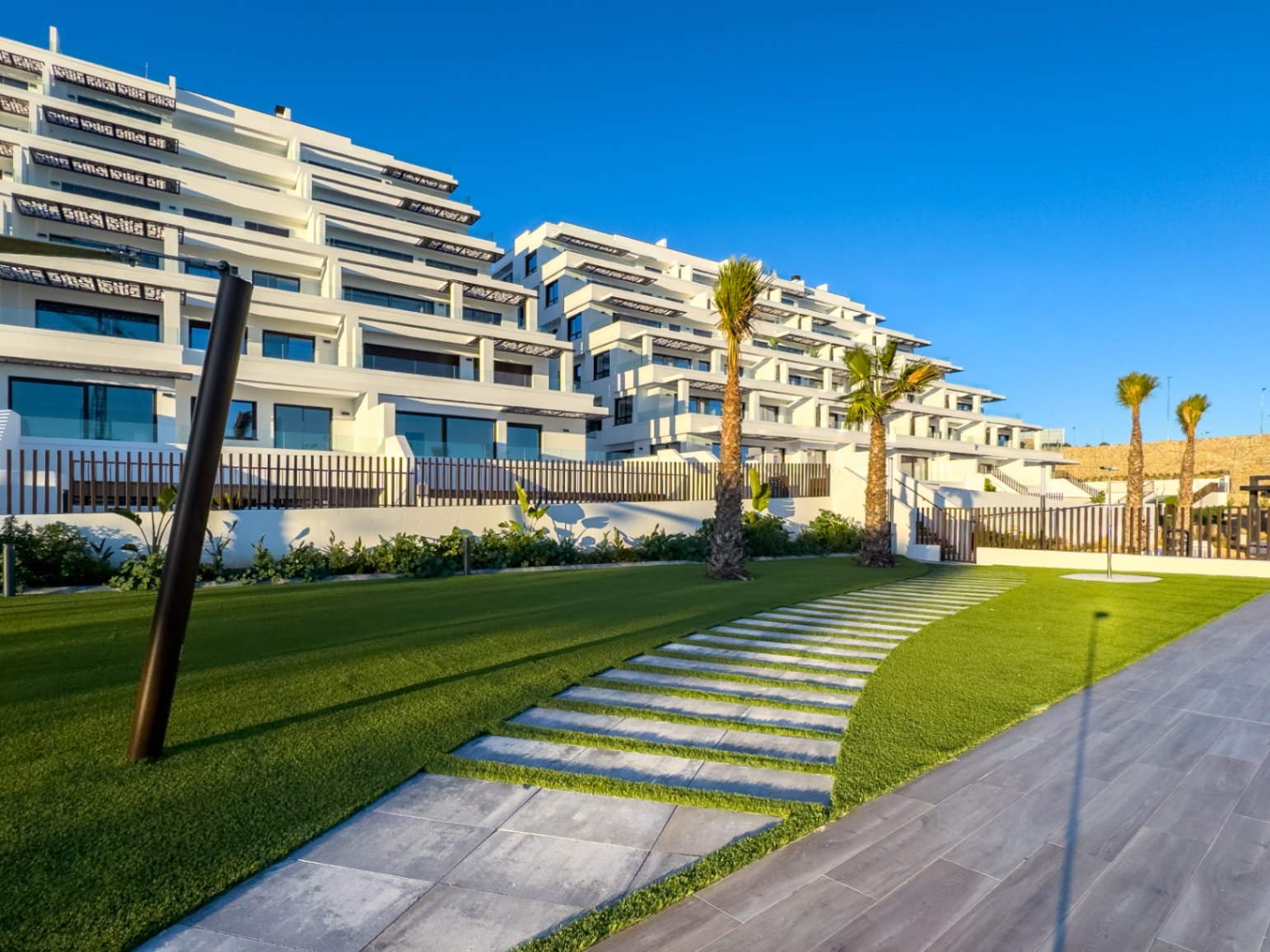 Nieuw appartement op toplocatie in Finestrat – Direct beschikbaar