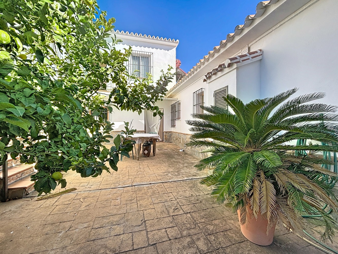 Villa te koop in Periana