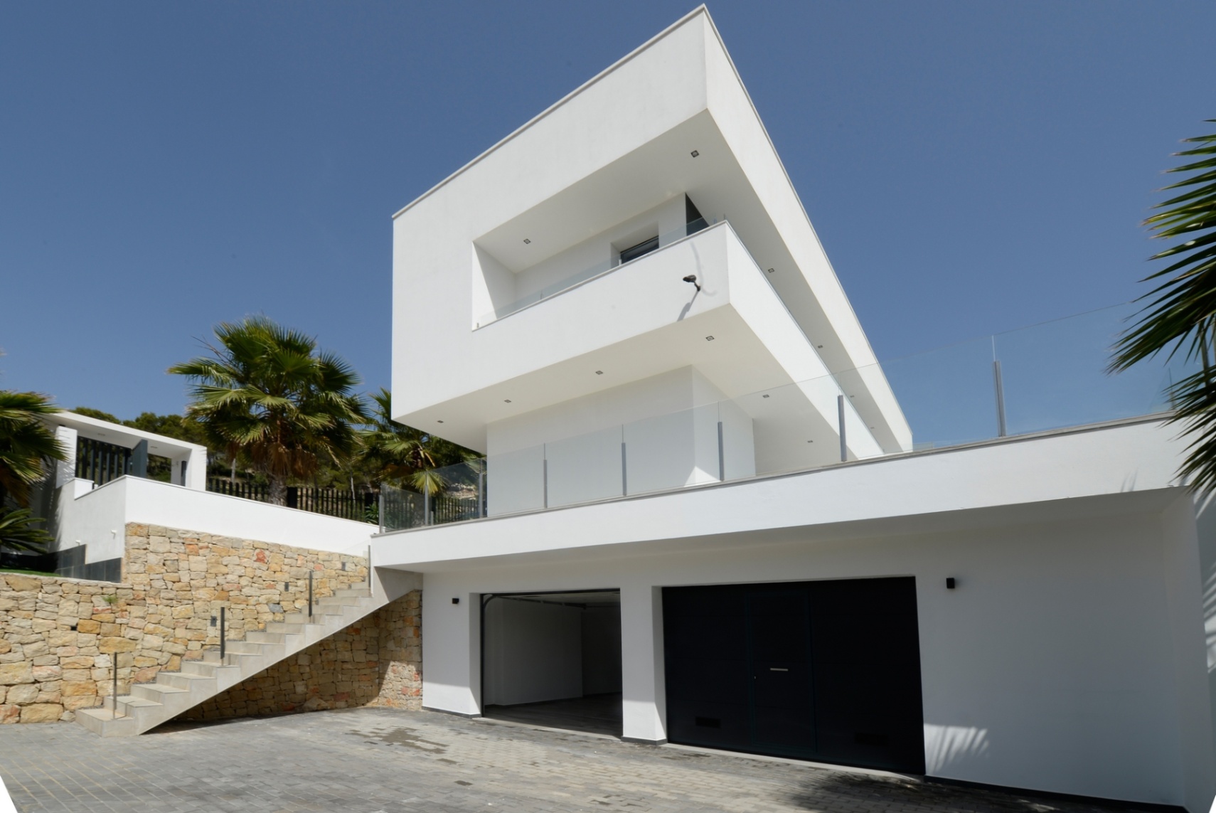 Moderne villa met uitzicht te koop in Javea