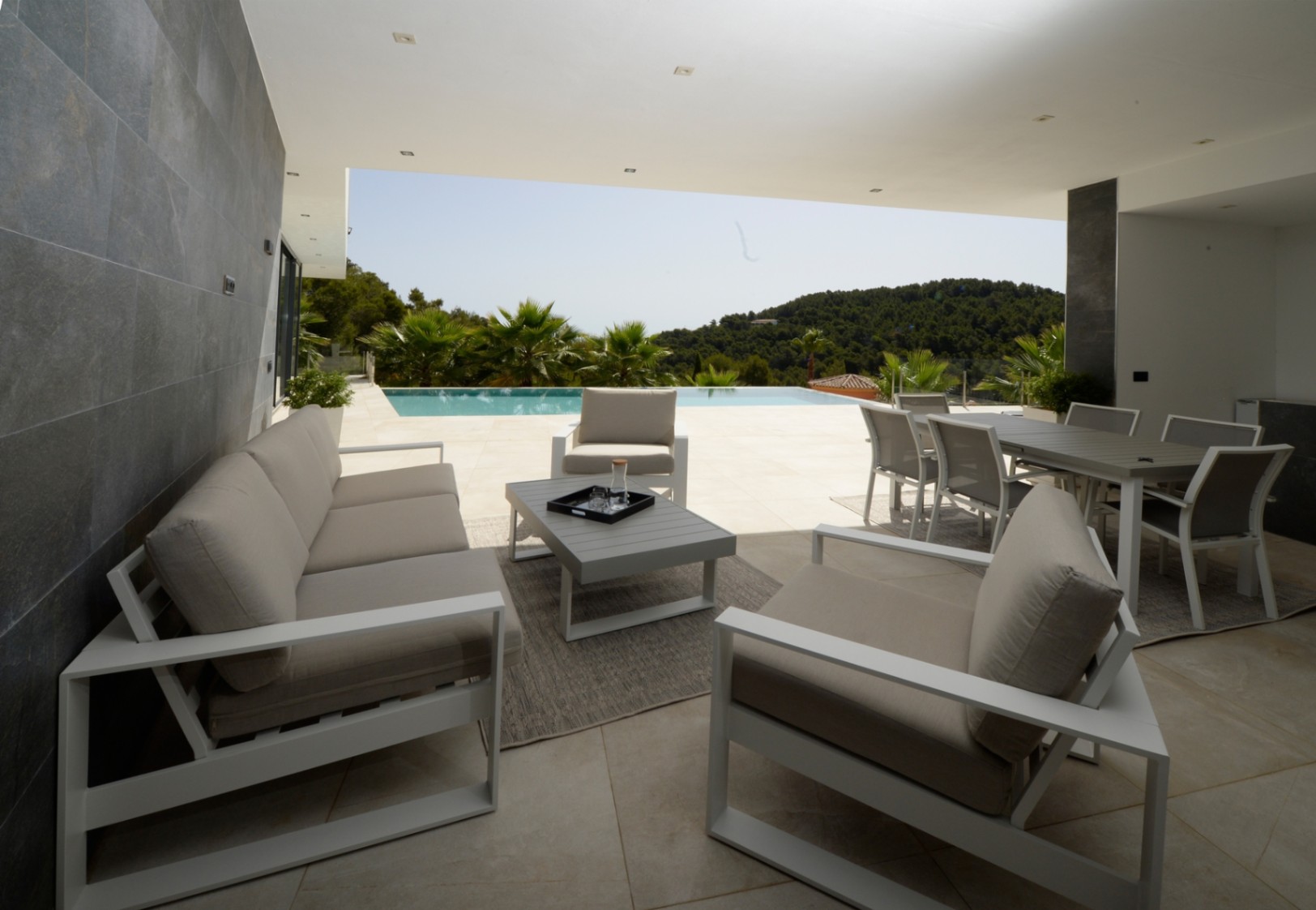 Moderne villa met uitzicht te koop in Javea