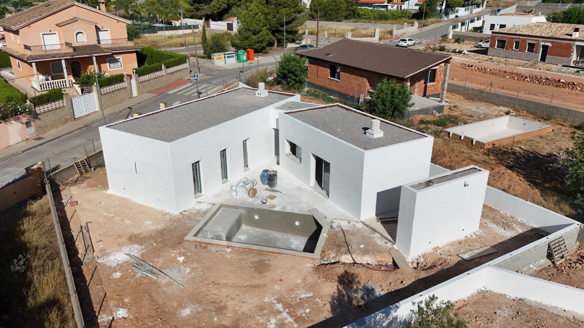 Villa te koop in Lliria