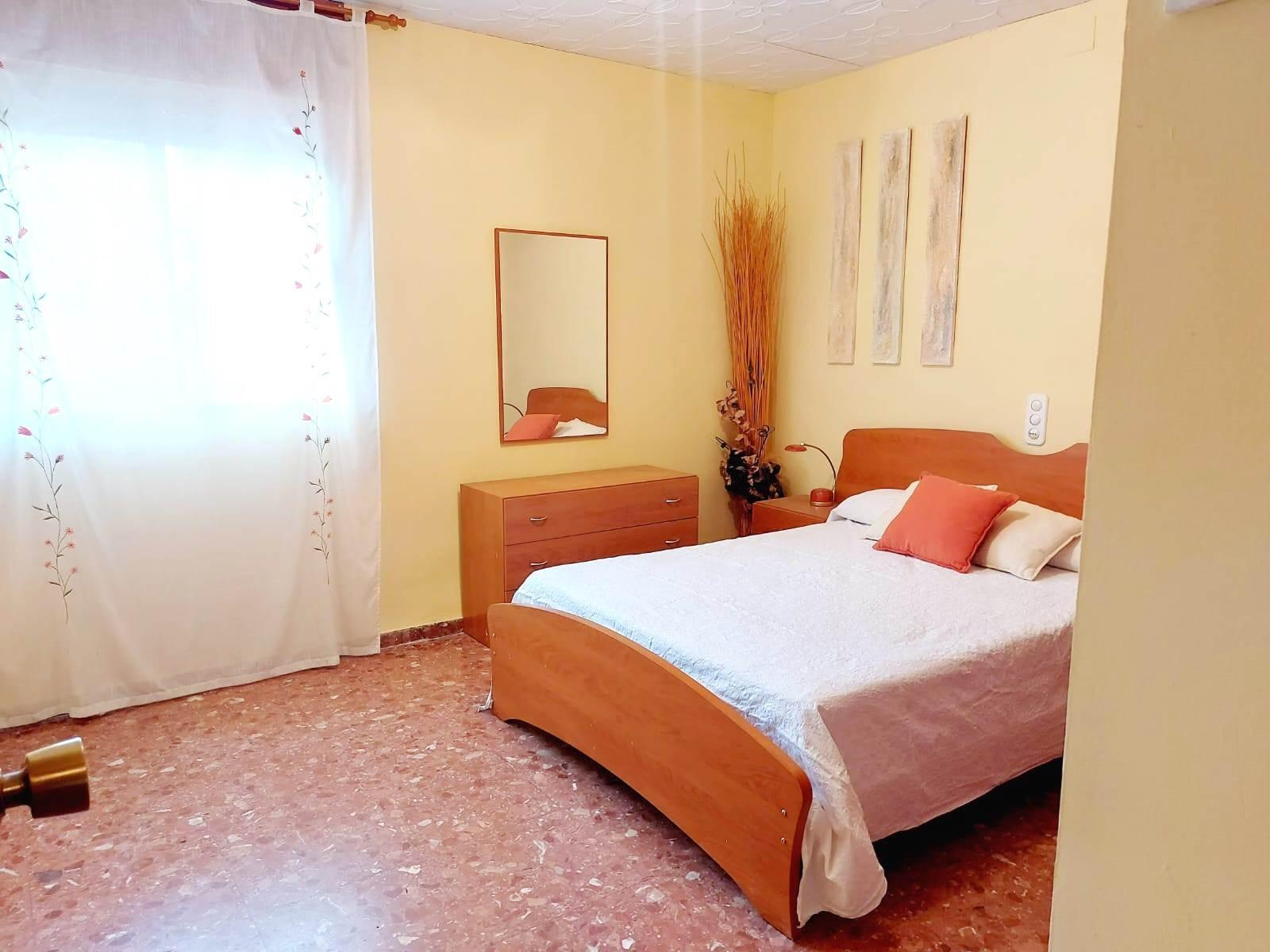 Villa te koop in Lliria
