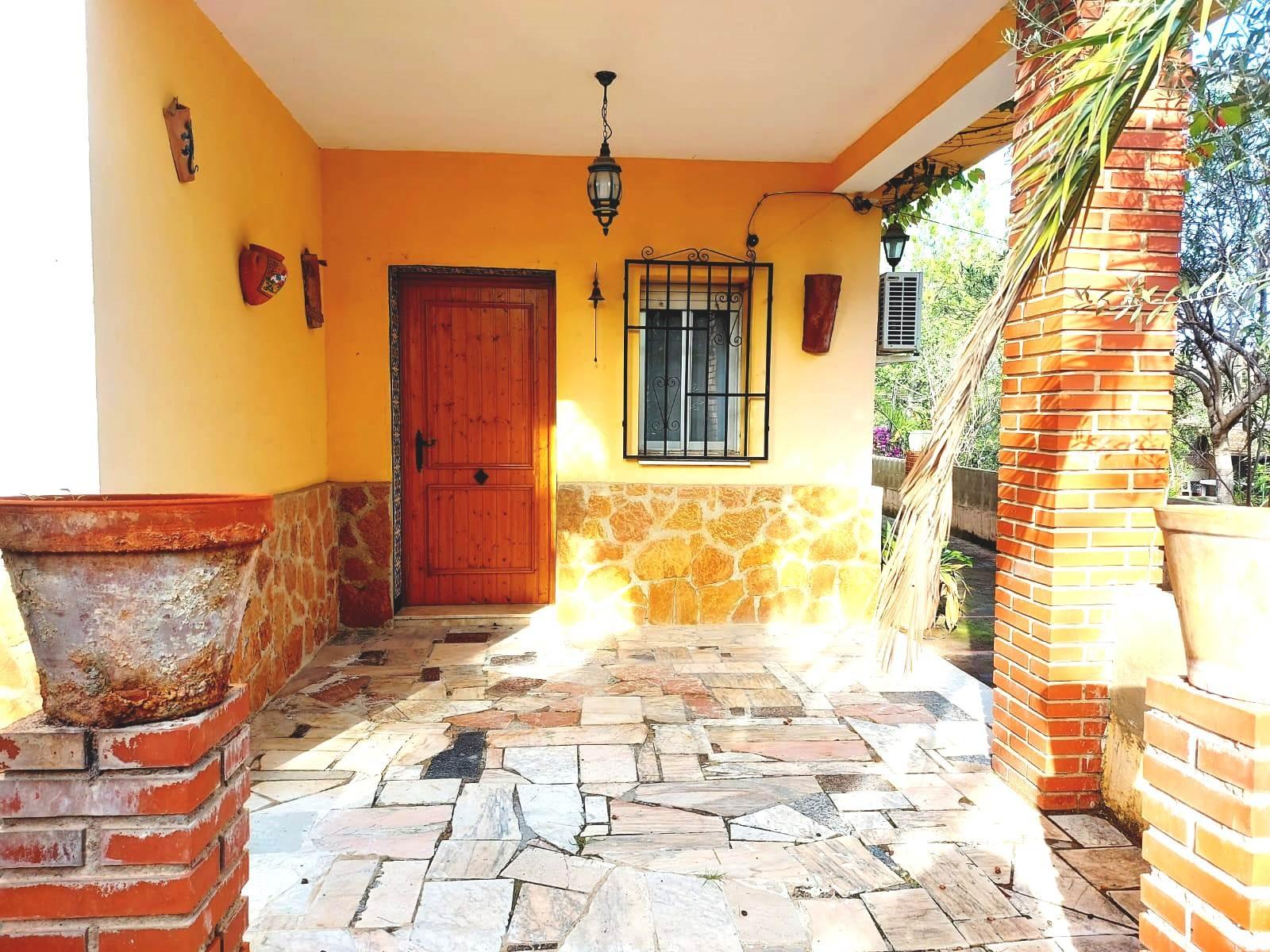 Villa te koop in Lliria