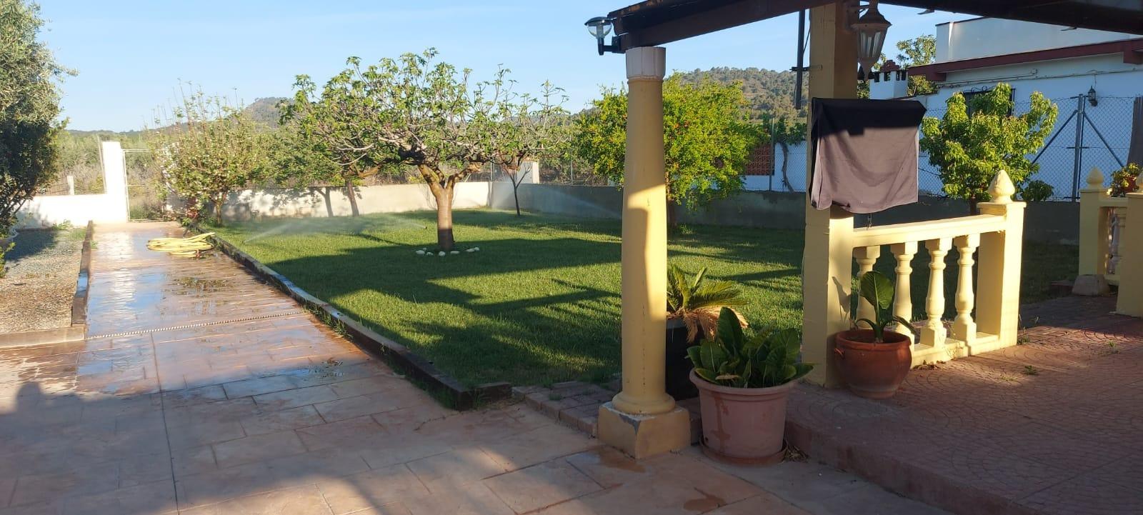 Villa te koop in Lliria
