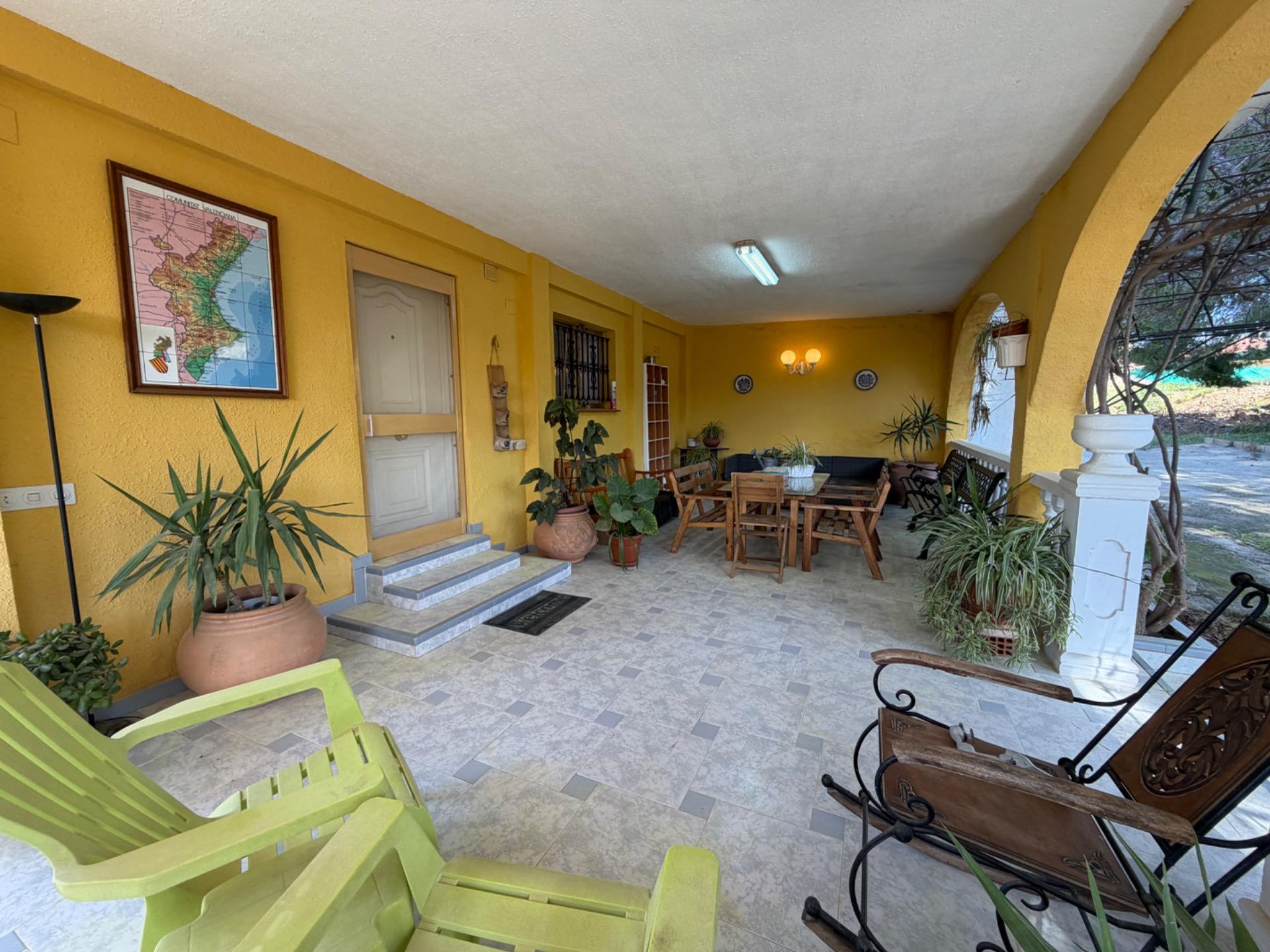 Villa te koop in Lliria