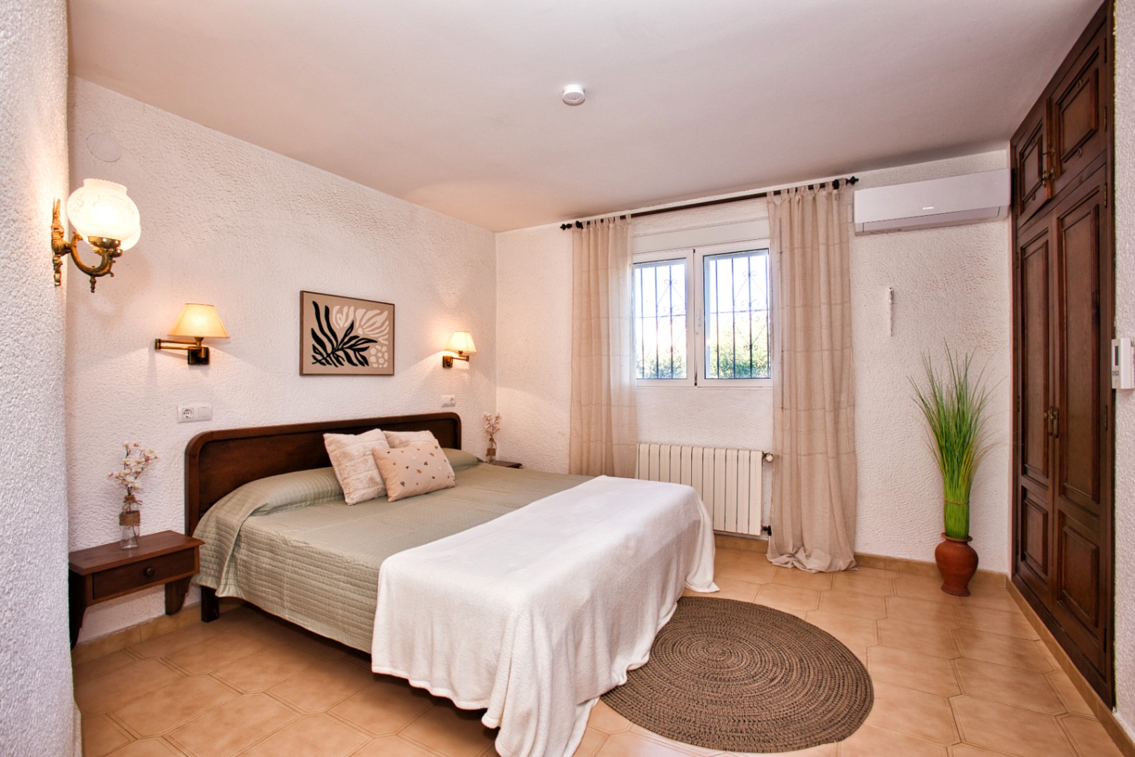 Vrijstaande villa met zeezicht te koop in Benissa