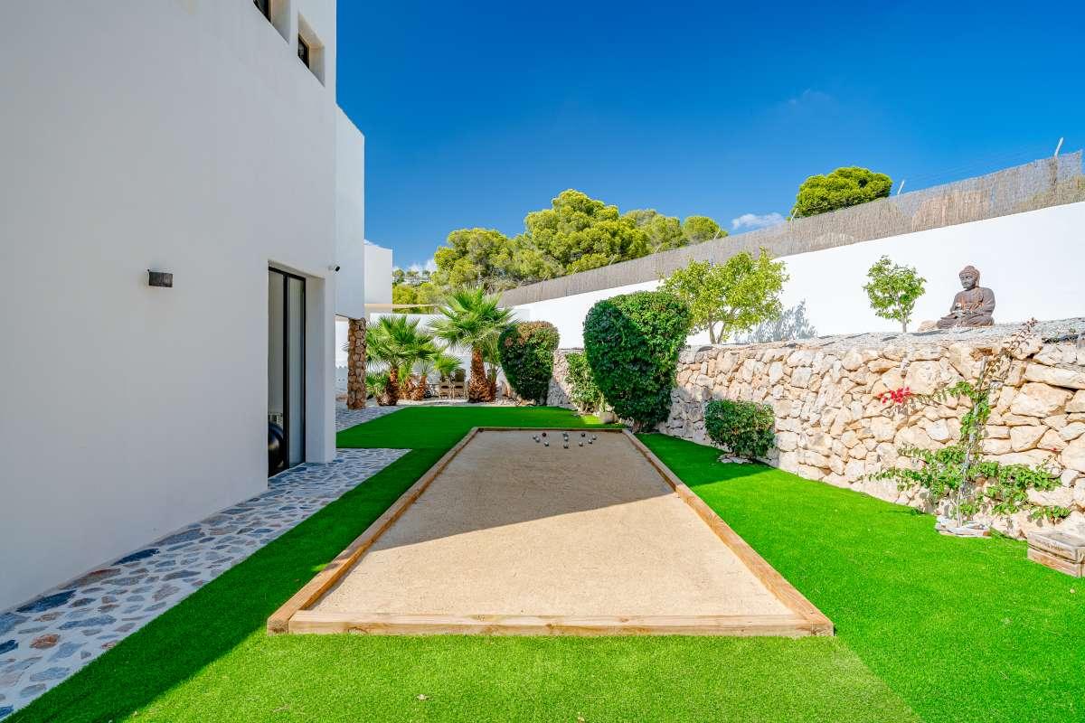 Villa met zeezicht te koop in Benissa