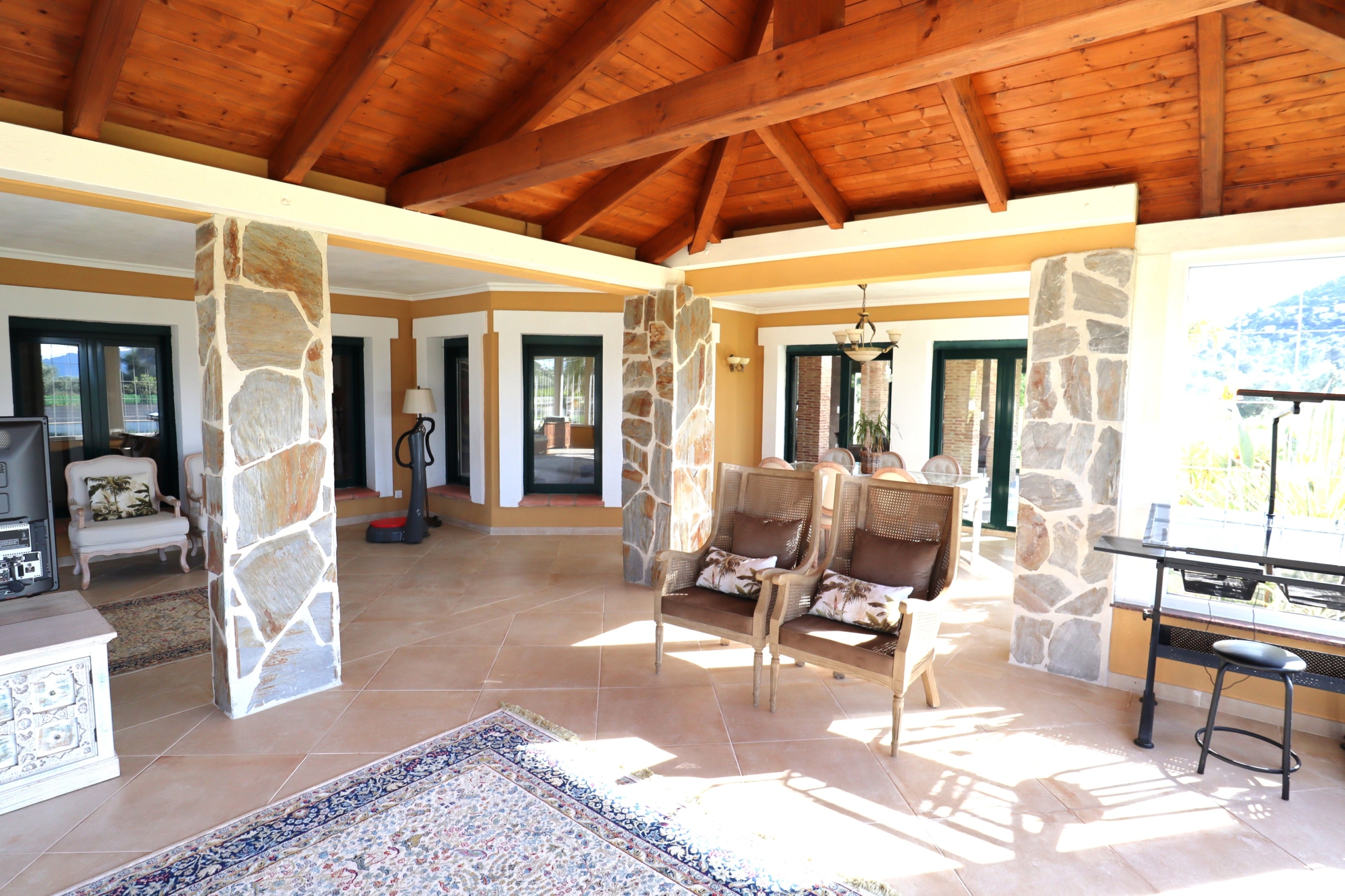 DP-02-ENJ-VI-00410-D-19 Villa op ruim perceel te koop in Pedreguer – La Sella
