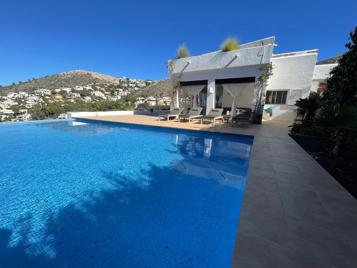 Villa te koop in Teulada