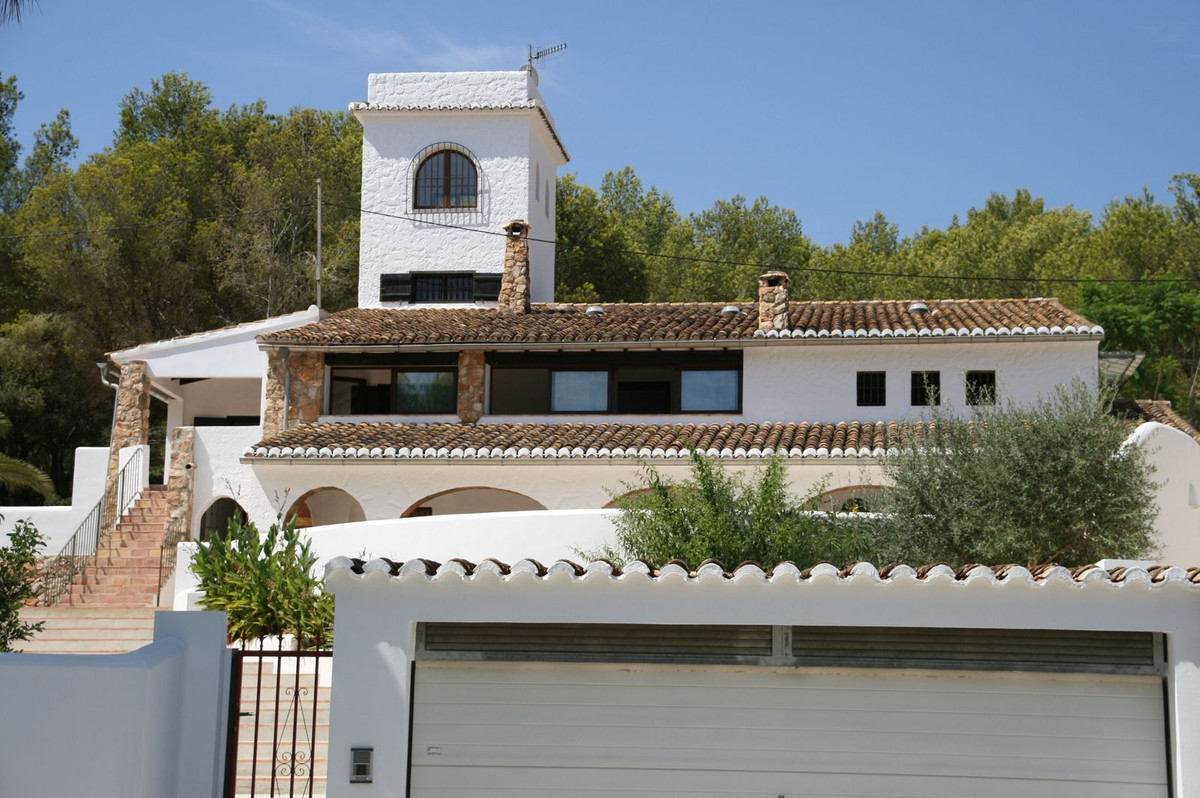 Mediterrane villa met zeezicht op een toplocatie in Benissa