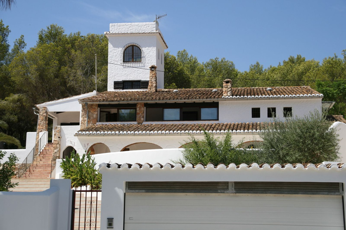 Mediterrane villa met zeezicht op een toplocatie in Benissa