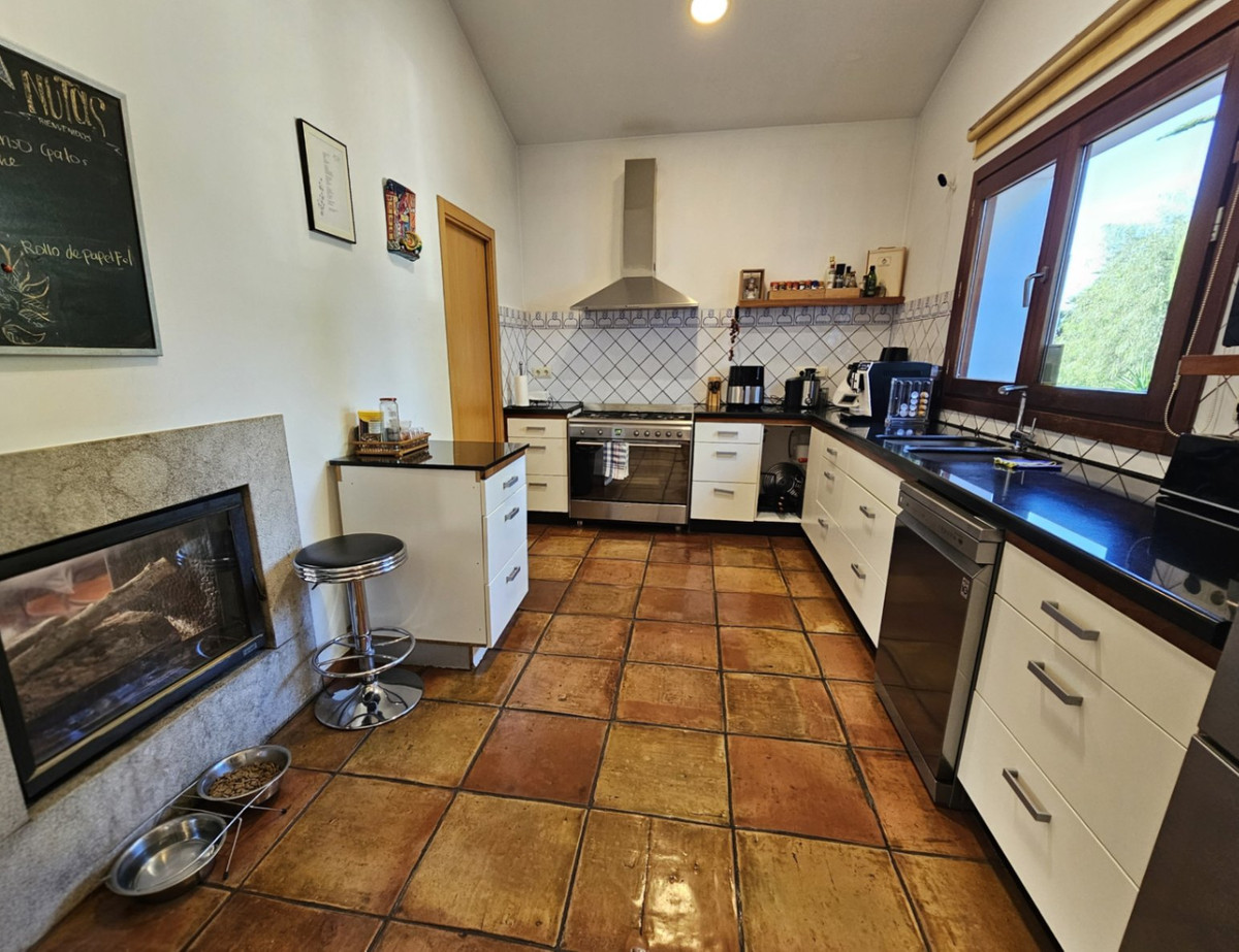 DP-07-R5261407-6 Unieke villa op een enorm perceel in Ondara (Denia)
