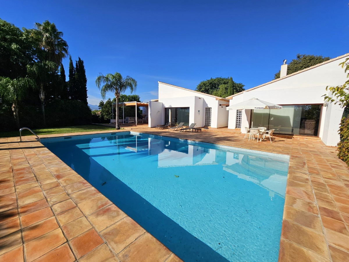 DP-07-R5261407 Unieke villa op een enorm perceel in Ondara (Denia)