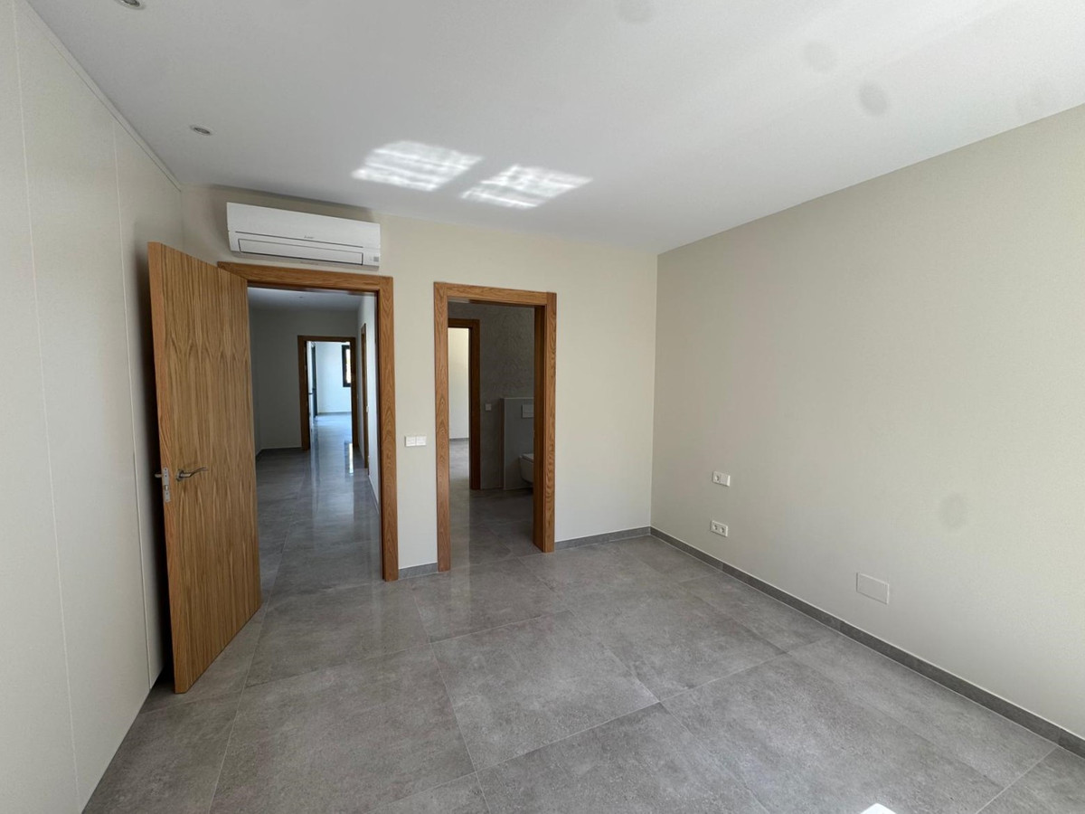 Nieuwbouw villa met uitzicht te koop in Javea