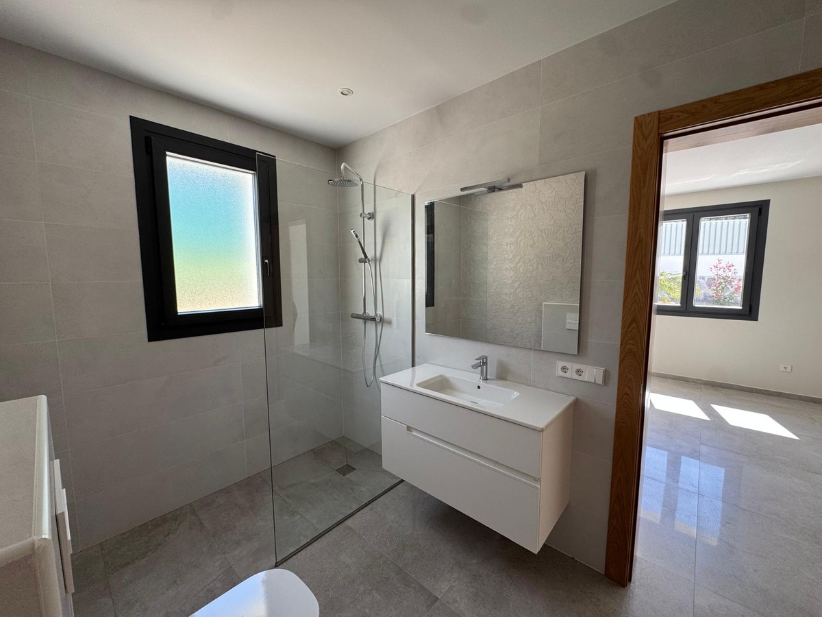 Nieuwbouw villa met uitzicht te koop in Javea