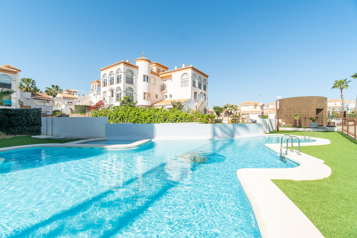 Nieuwbouw Appartement in Playa Flamenca
