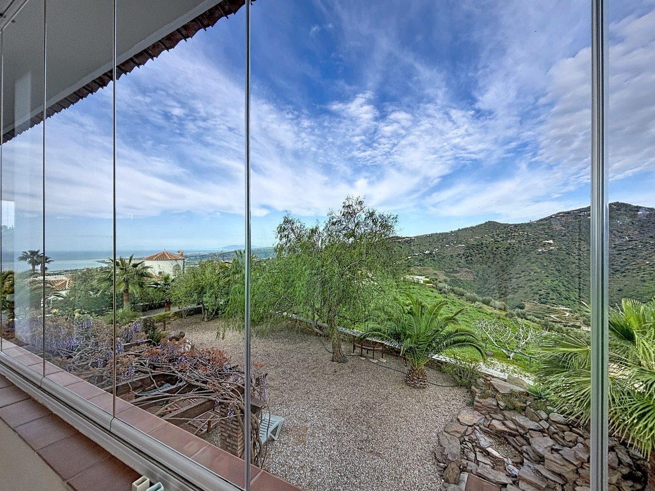Villa te koop in Sayalonga