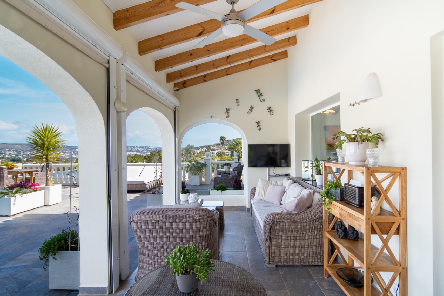 DP-28-V2792C-22 Prachtig gerenoveerde villa te koop in Javea