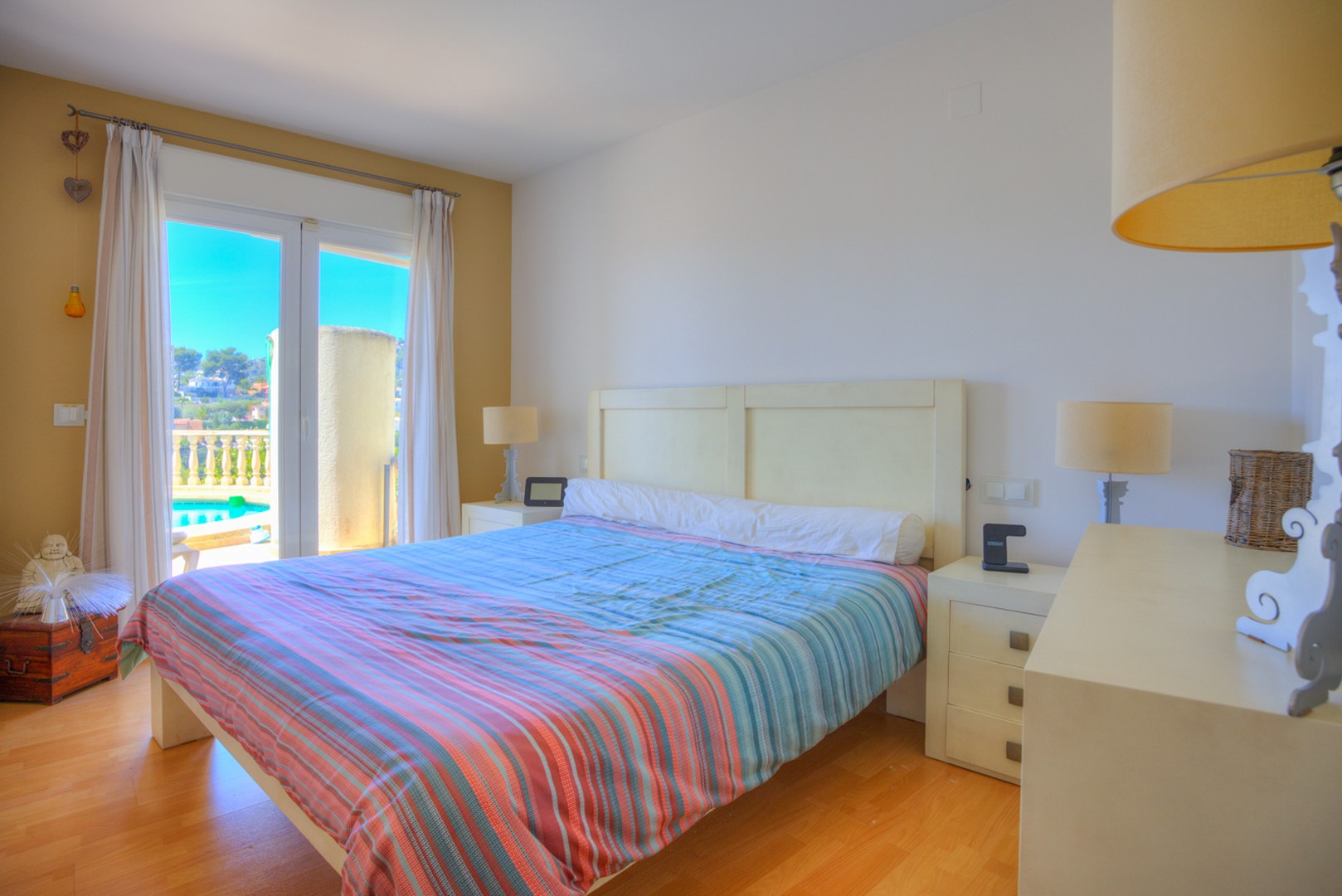 Charmante villa met zeezicht aan de kust van Benissa