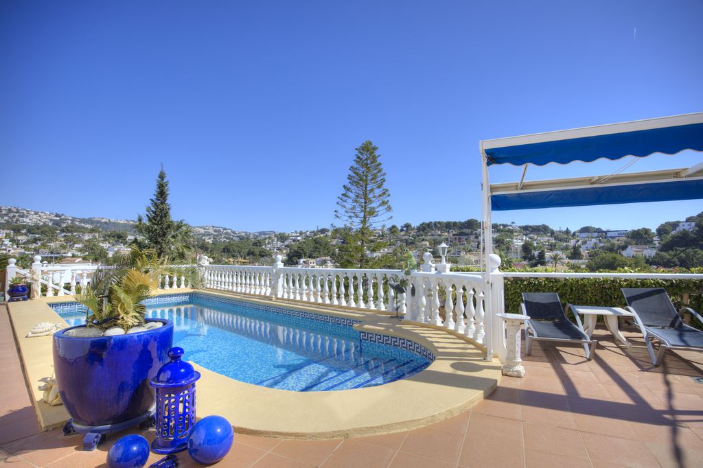 Elegante villa in Benissa op toplocatie met uitzicht op zee