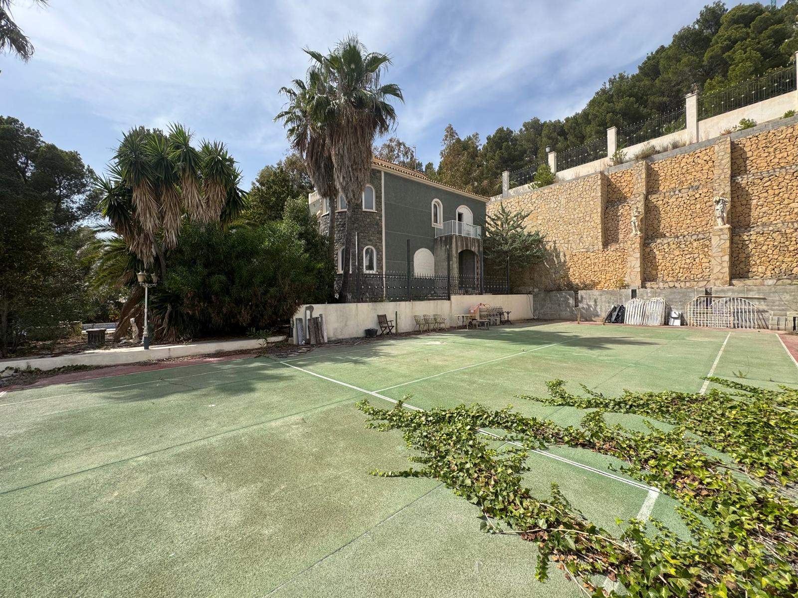 Villa te koop in Altea